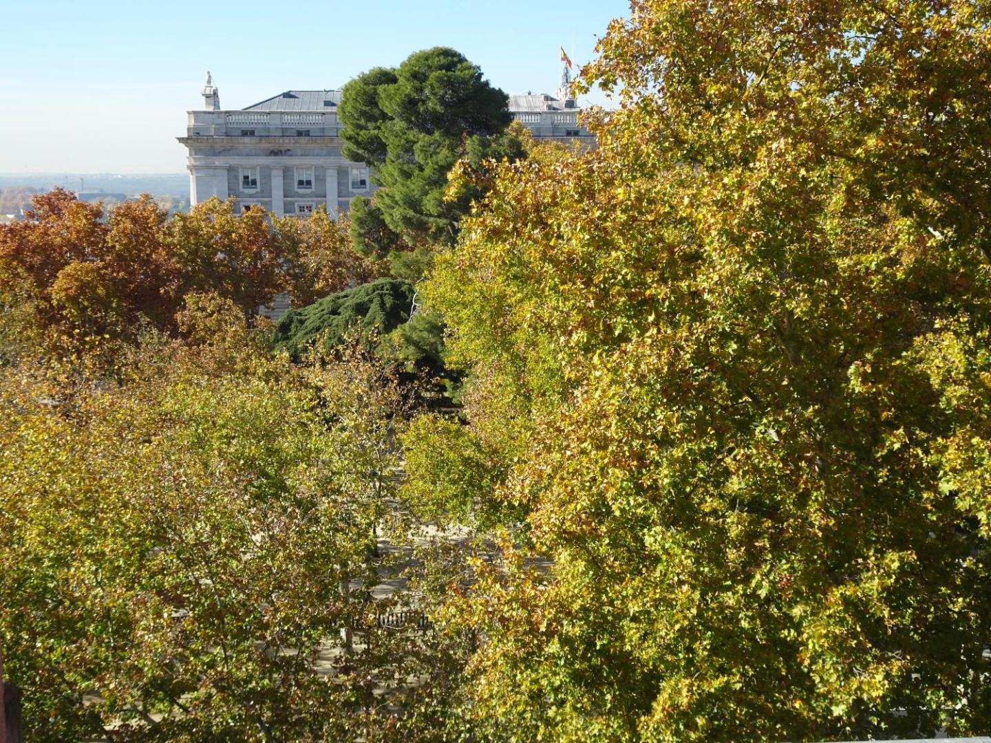 Oriente Palace Apartments