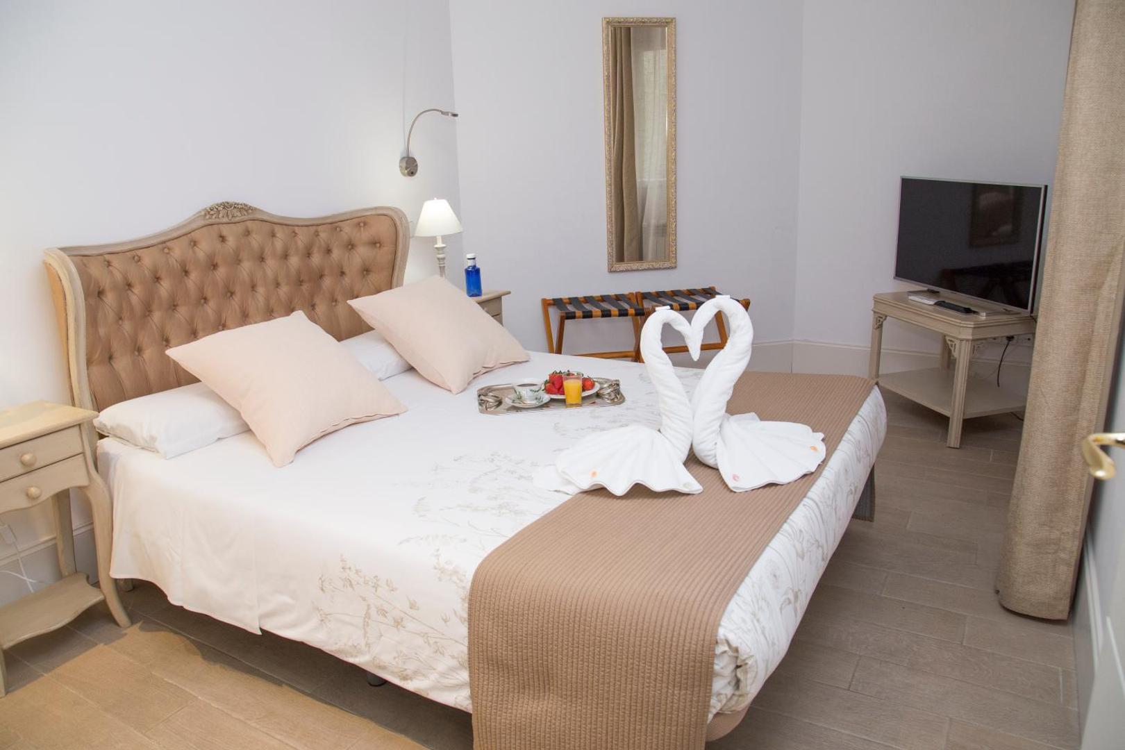 Oriente Palace Apartments