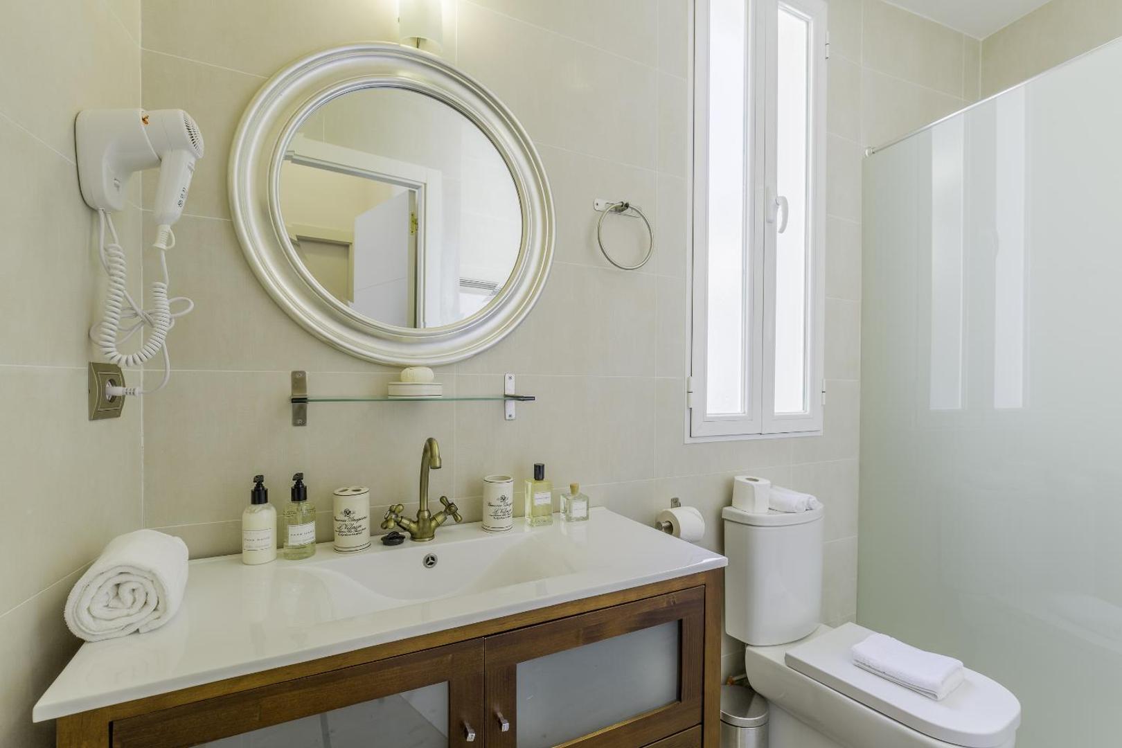 Oriente Palace Apartments