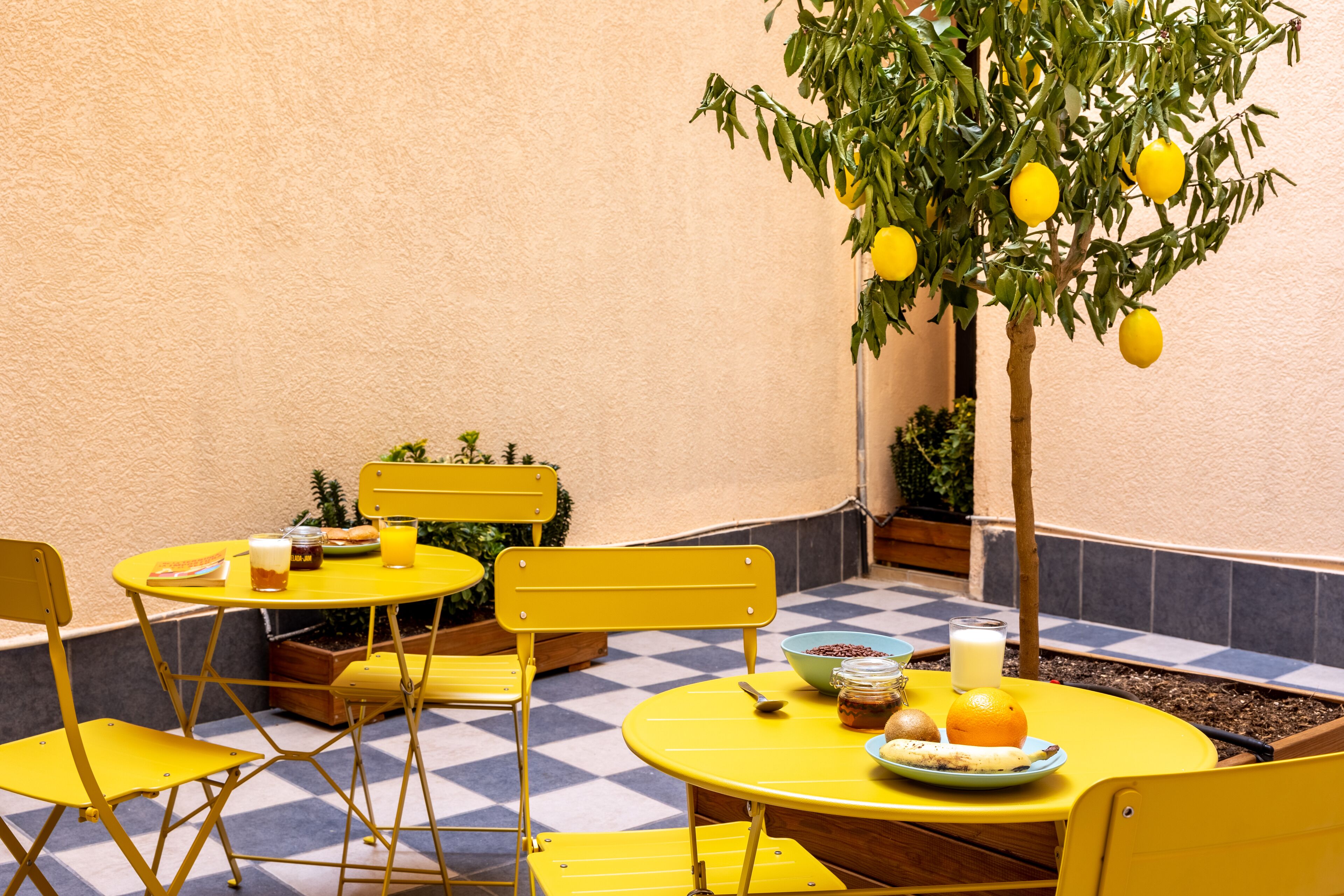 Petit Hostel Palacio Real