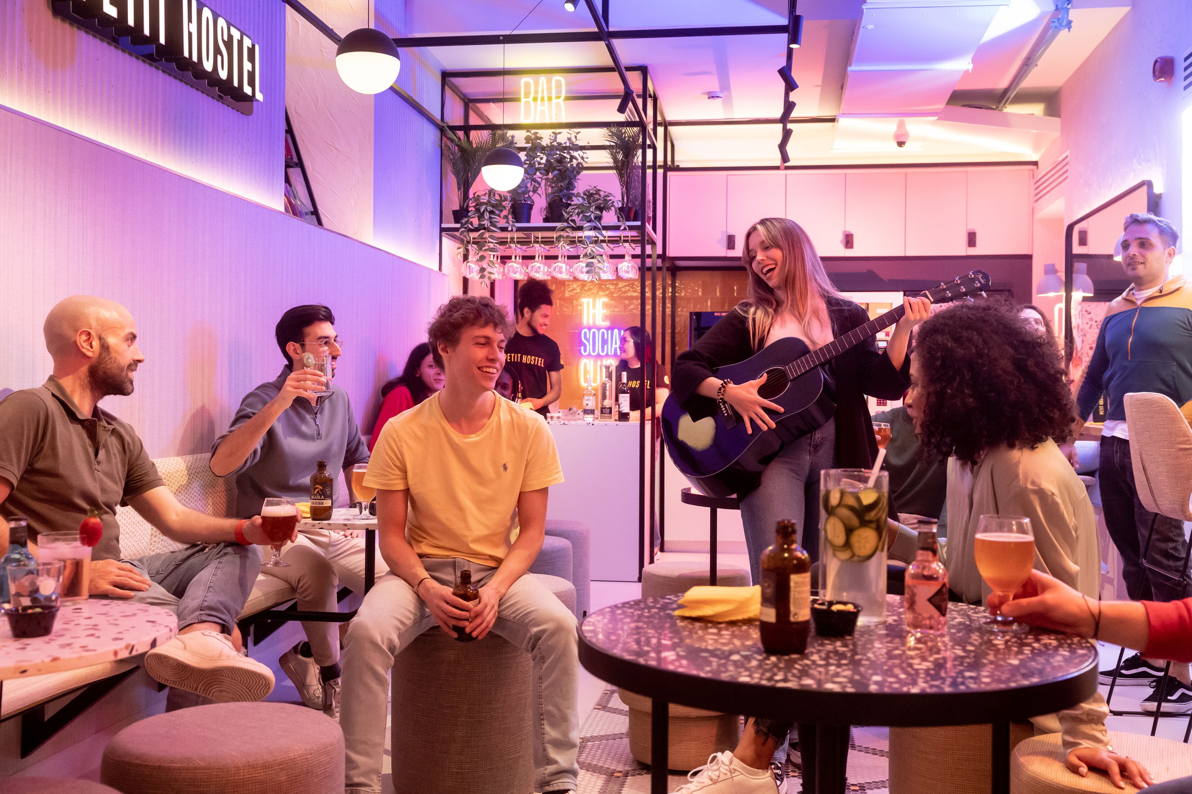 Petit Hostel Palacio Real