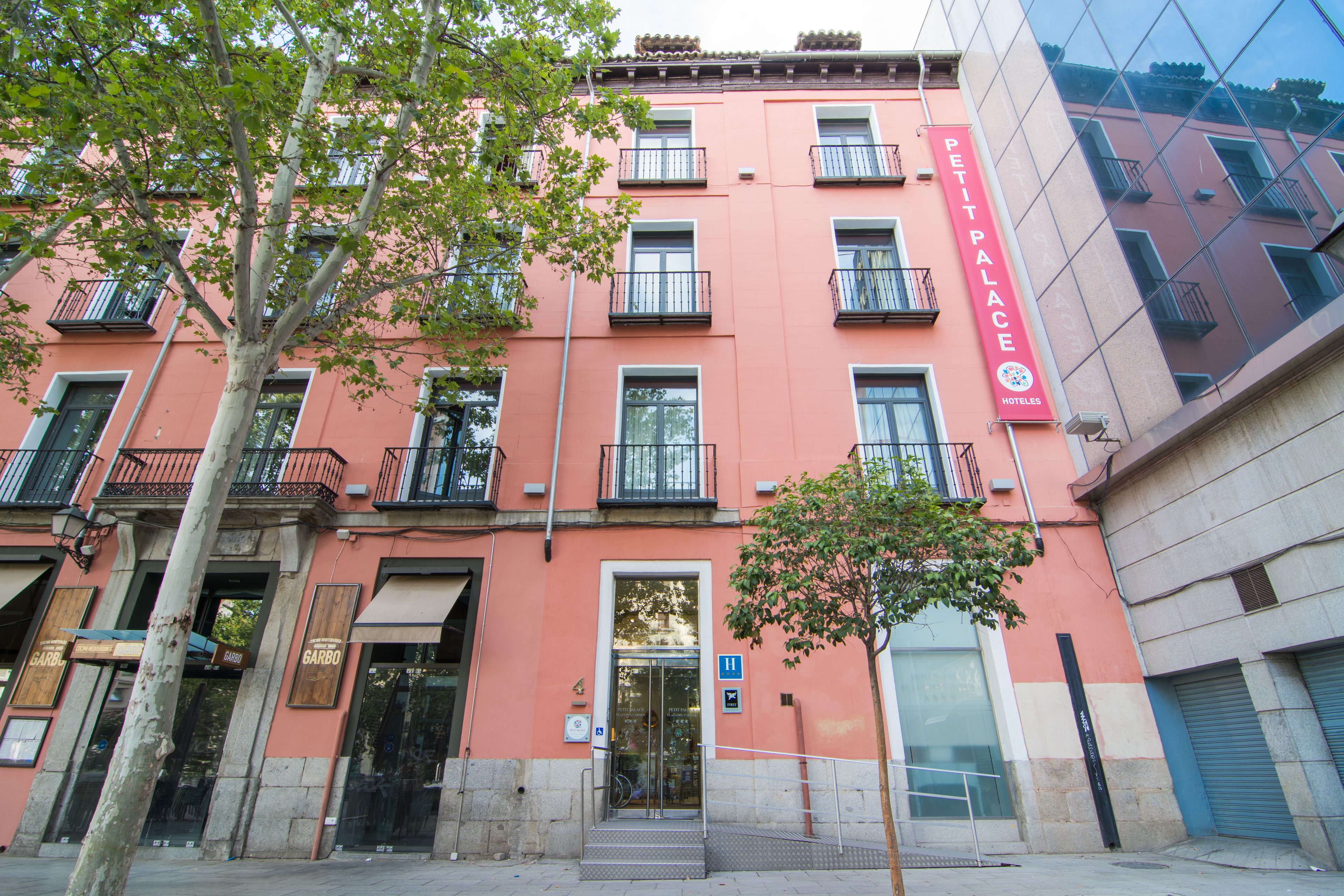 Petit Palace Plaza Del Carmen
