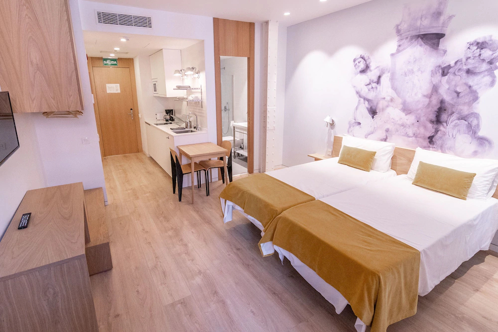 Plaza Mayor Suites & Apartments