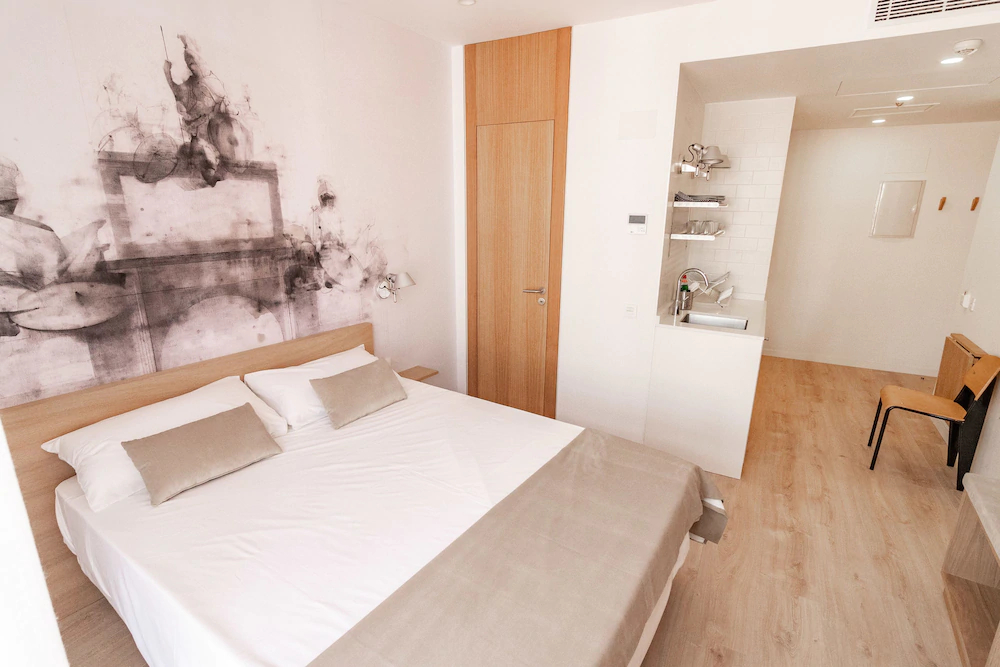 Plaza Mayor Suites & Apartments