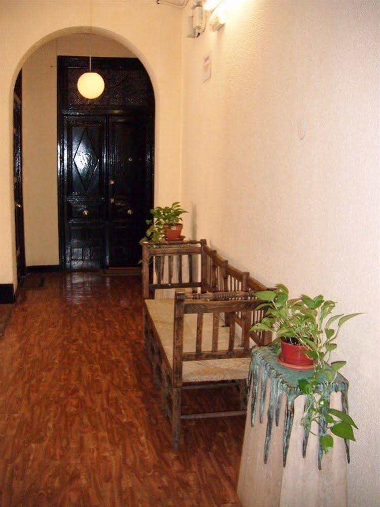 Puerta del Sol Rooms
