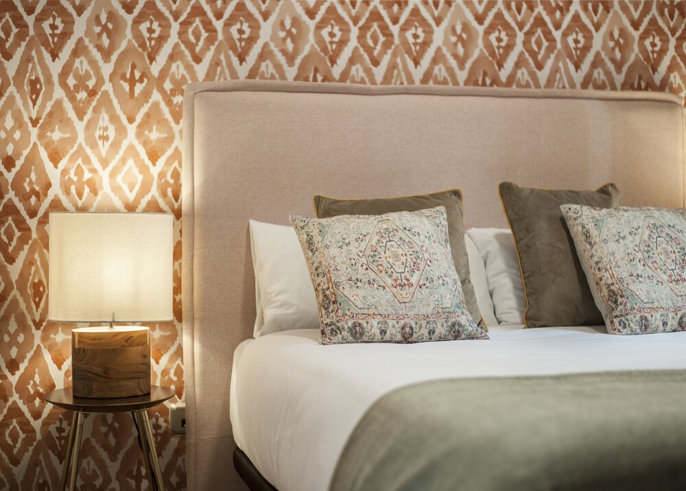 Quevedo by Alterhome