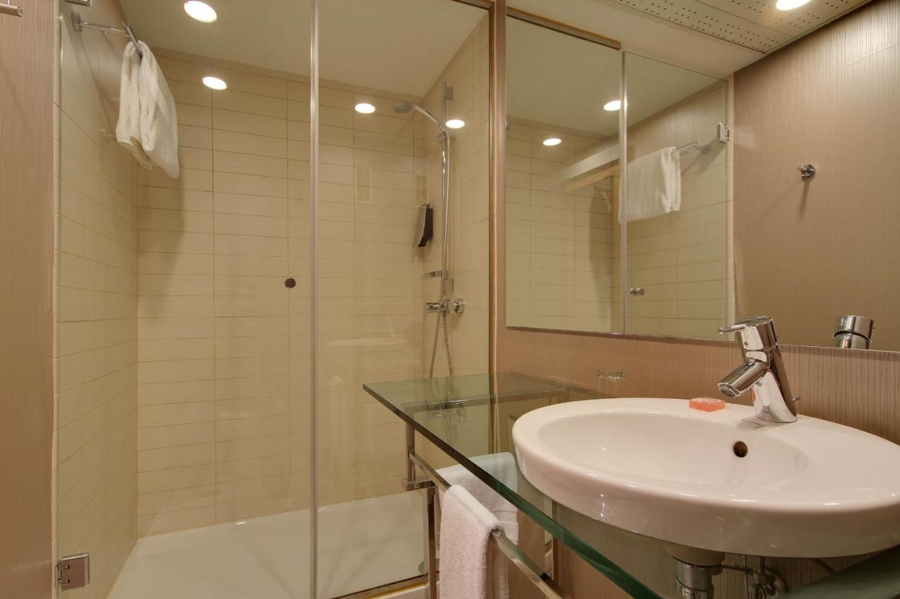 1881 Madrid Ventas Hotel