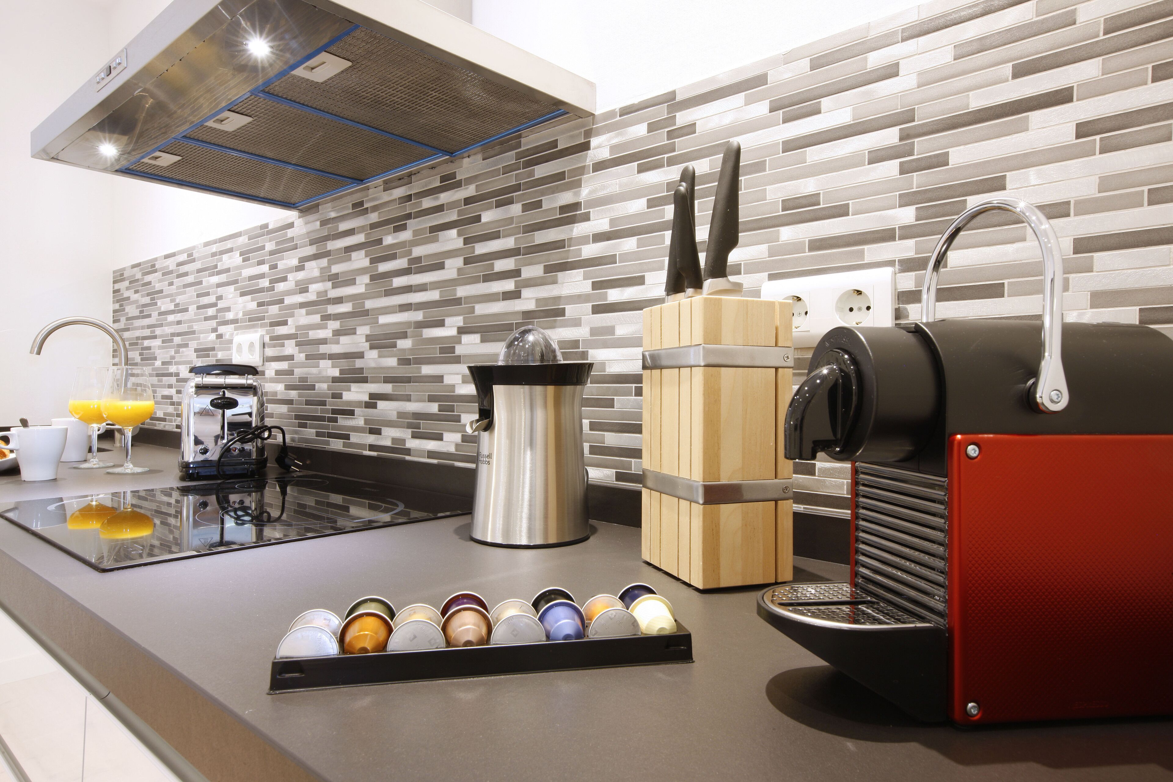 Reina Sofía Boutique by Madflats Collection