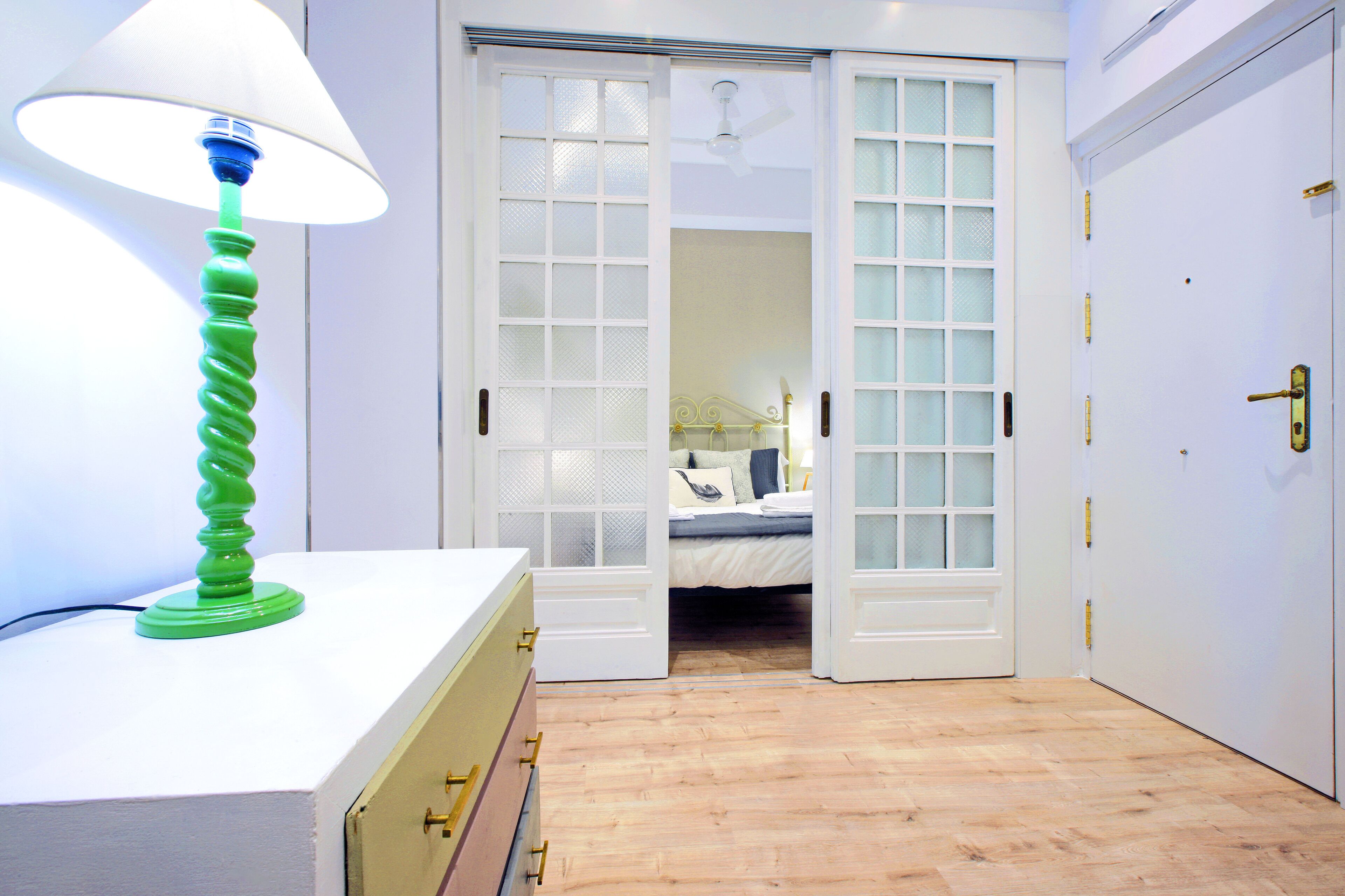 Reina Sofía Boutique by Madflats Collection