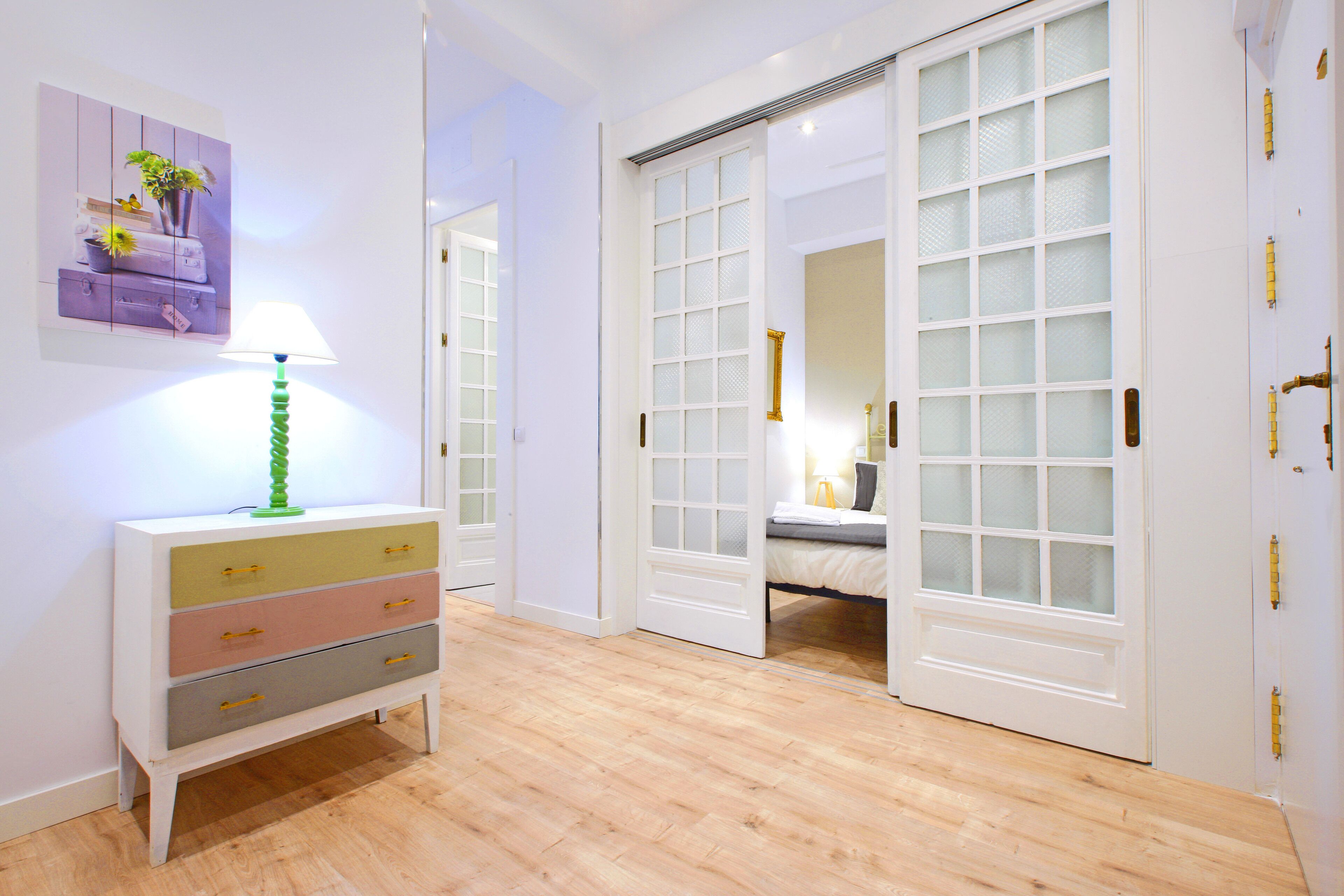 Reina Sofía Boutique by Madflats Collection