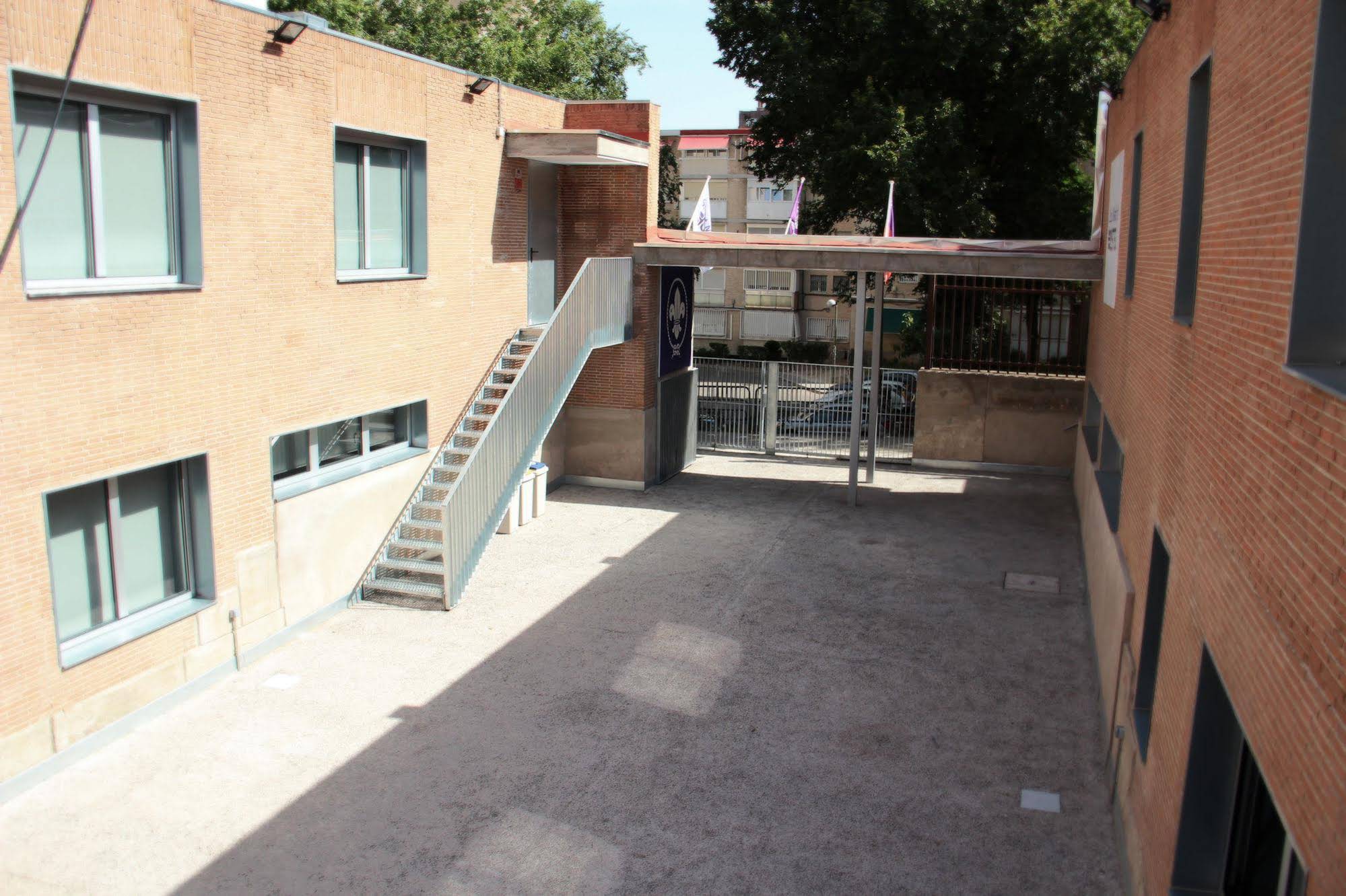 Scout Madrid Hostel