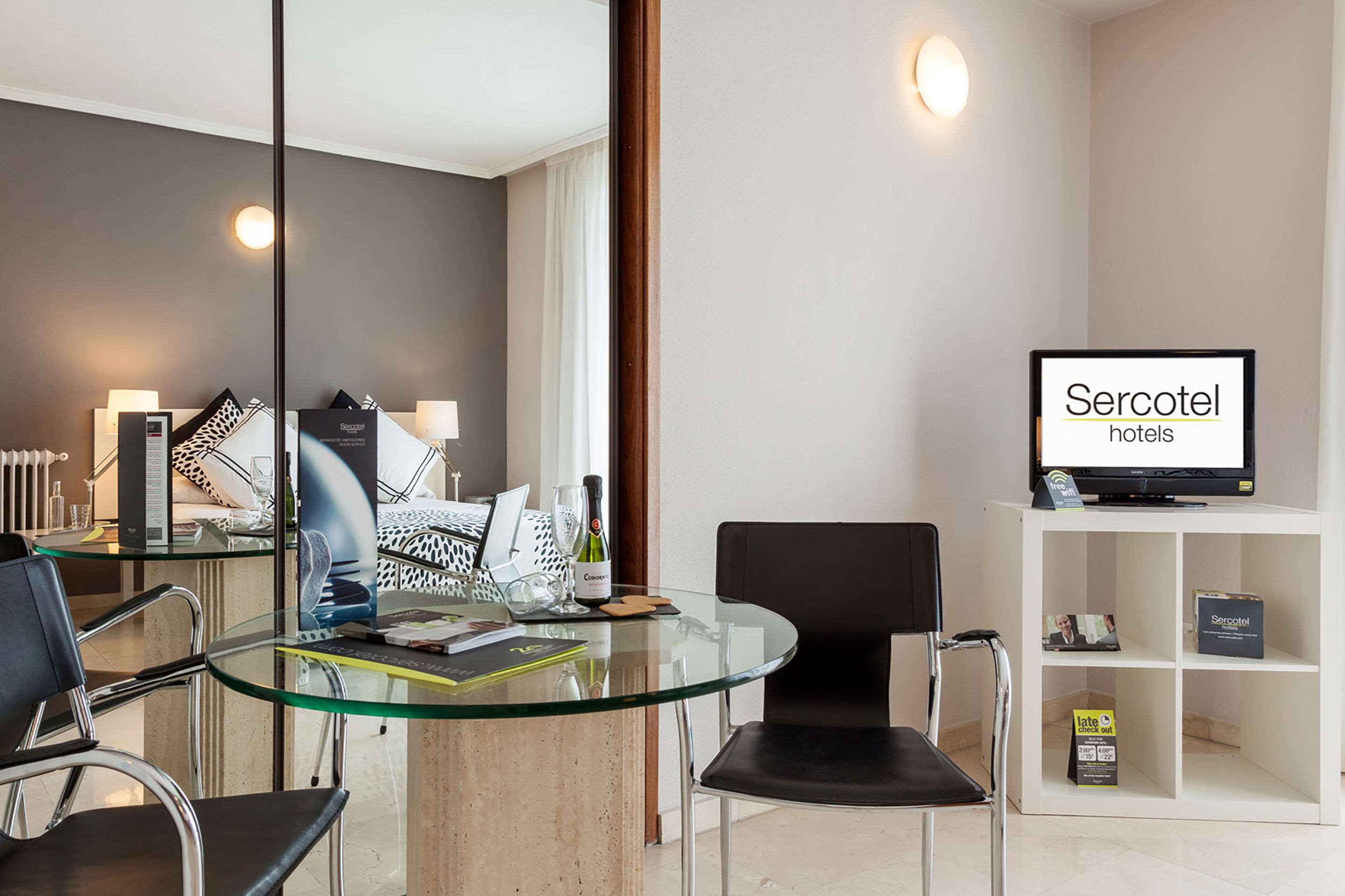 Sercotel Esentia Togumar