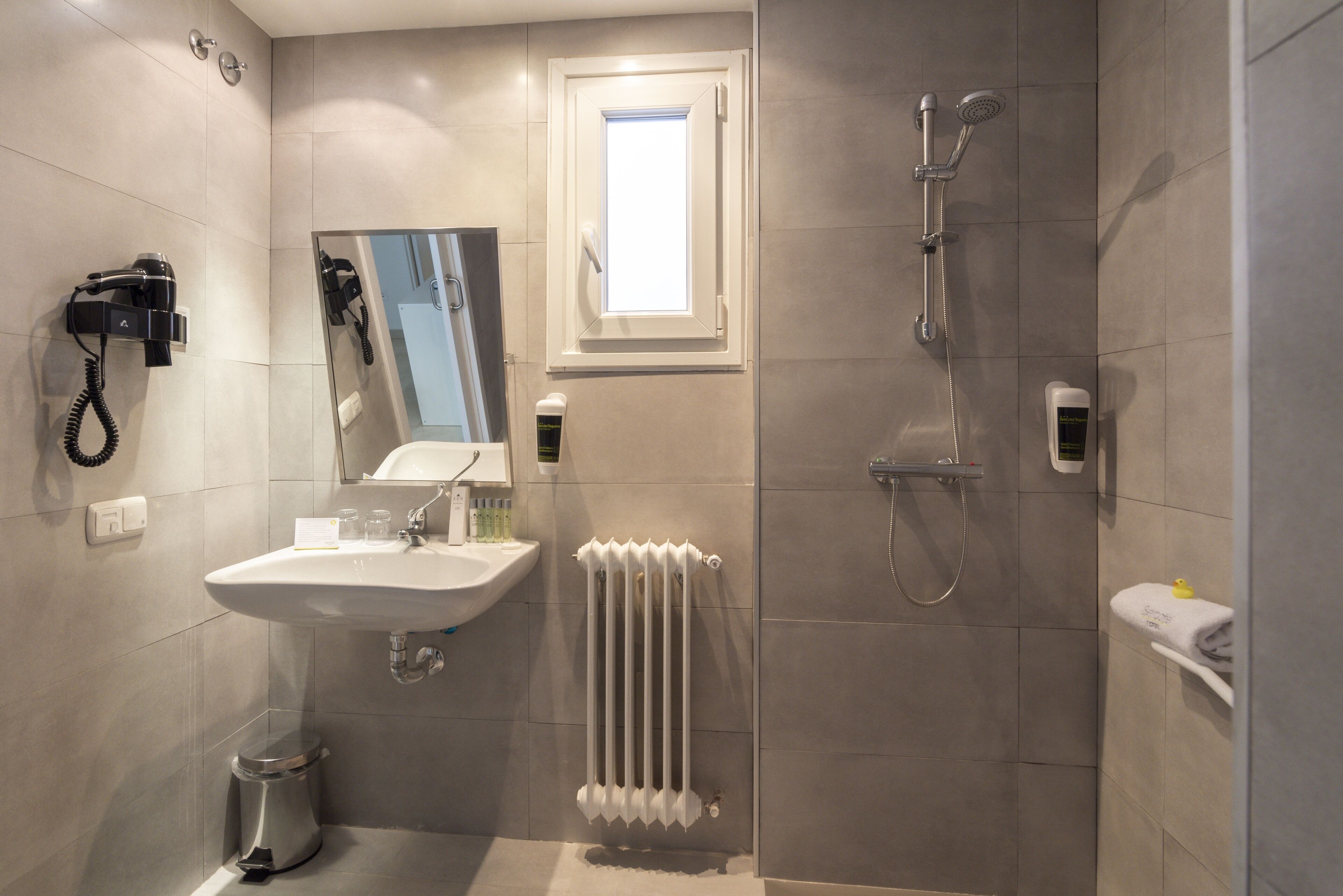 Sercotel Esentia Togumar