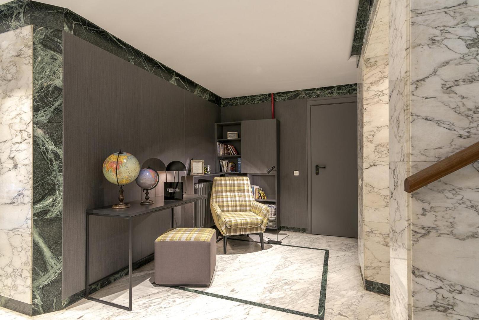 Sercotel Esentia Togumar