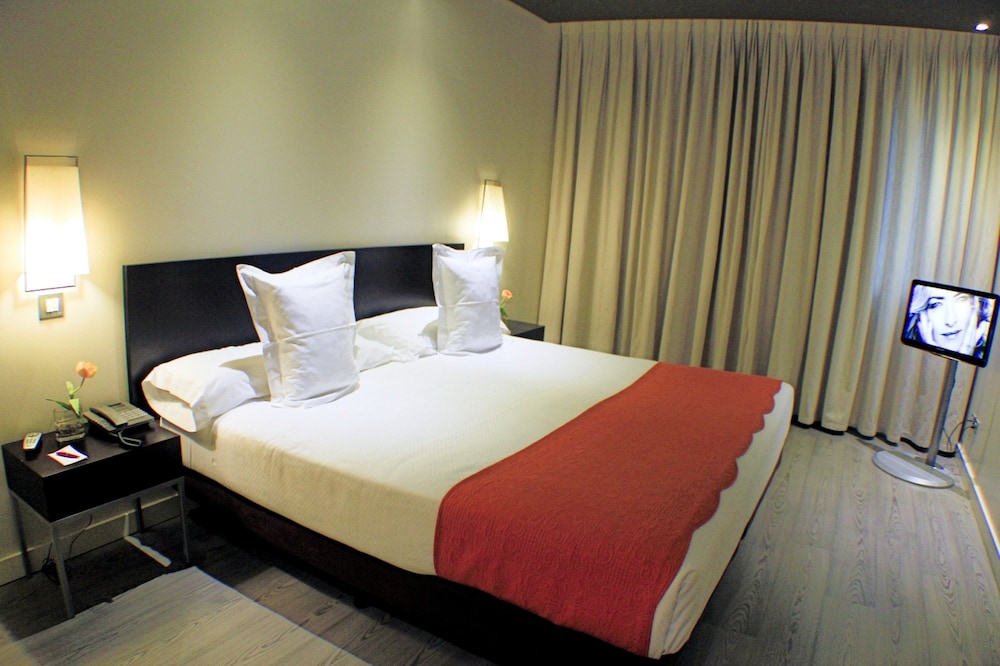 Suites Viena Plaza de España