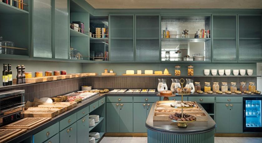 The Westin Madrid Cuzco