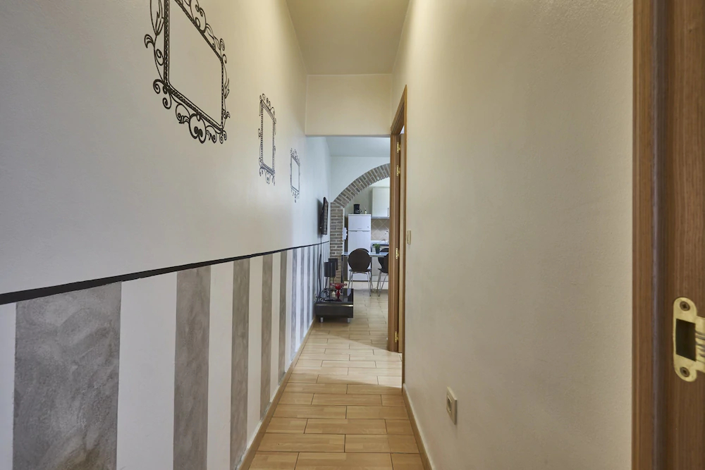 Toledo Rooms