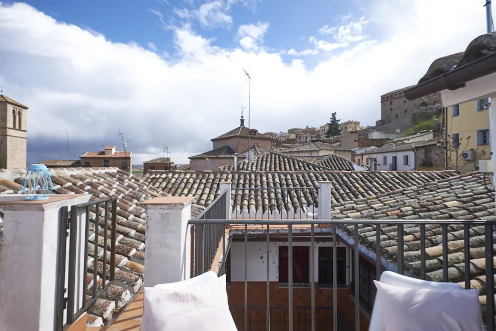 Toledo Rooms