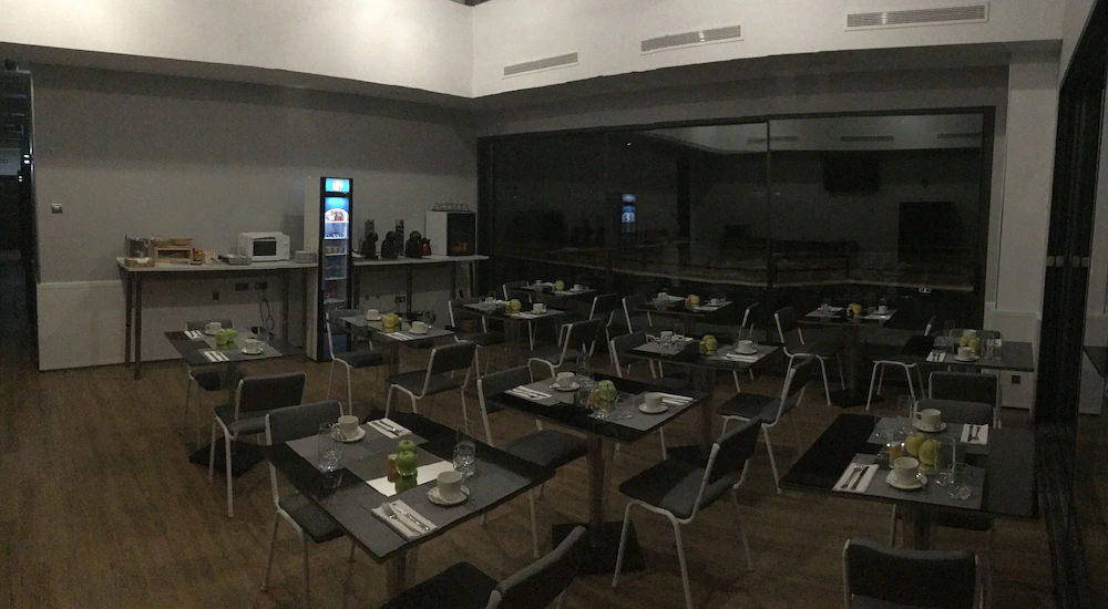 H La Cabana