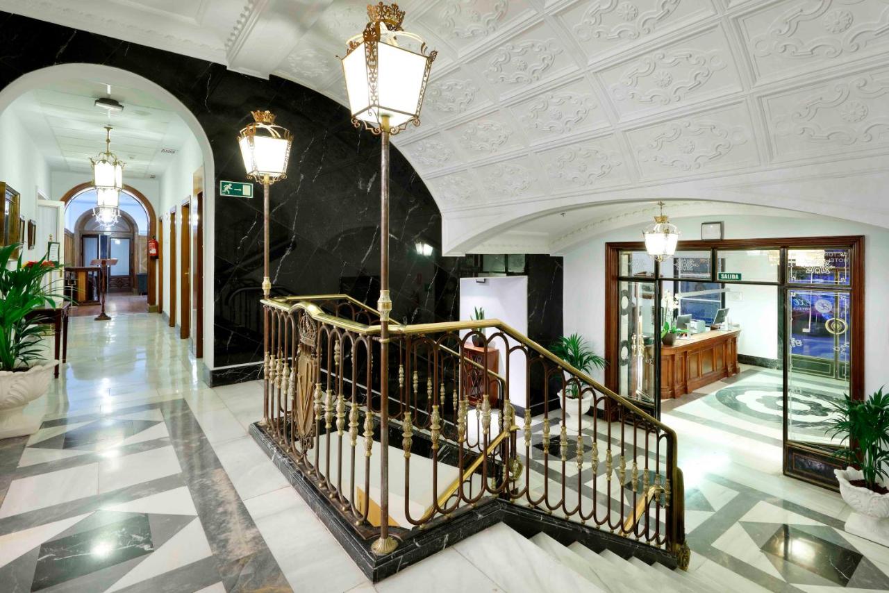 Exe Victoria Palace