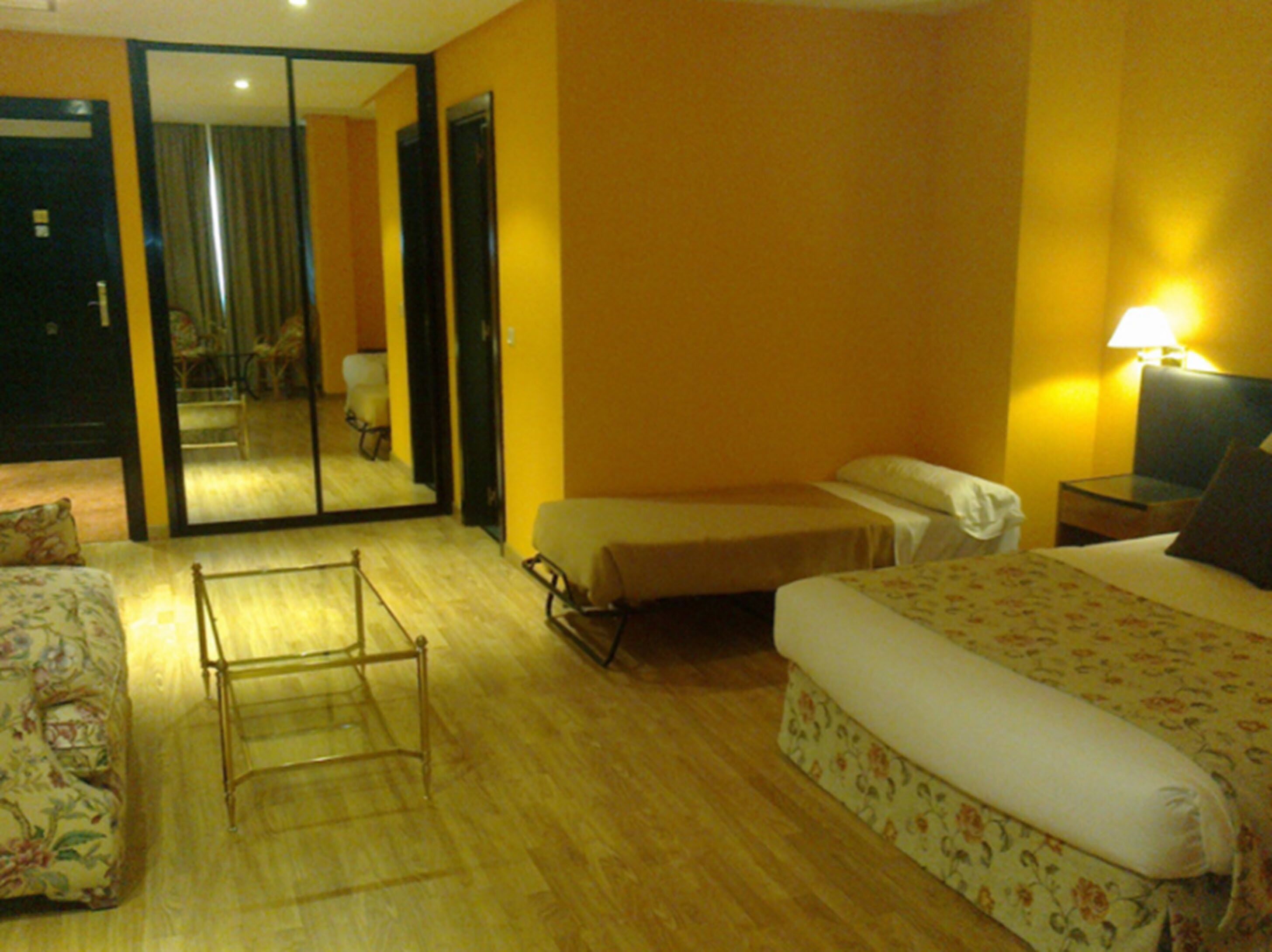 Aeropuerto Ifema Madrid Torre Premium