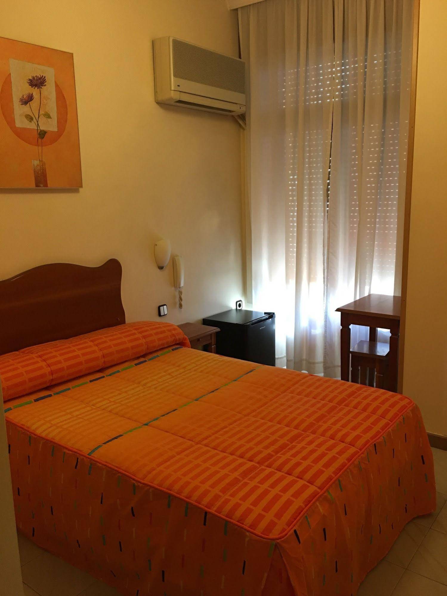 Hostal Cervantes