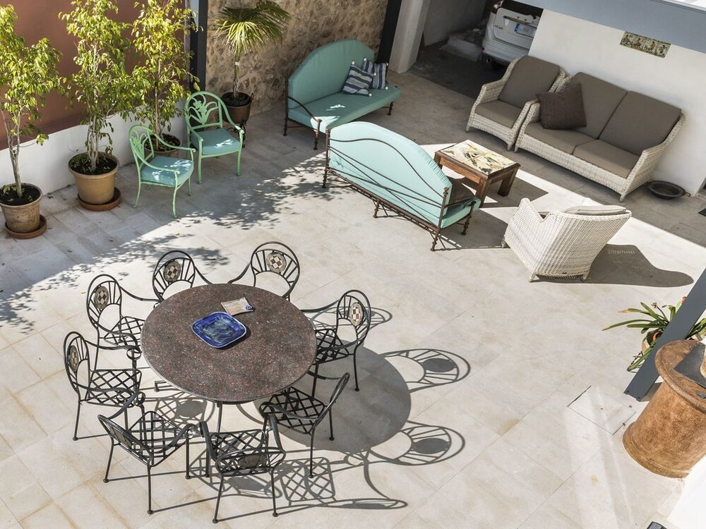 Residence by G Can Rochet