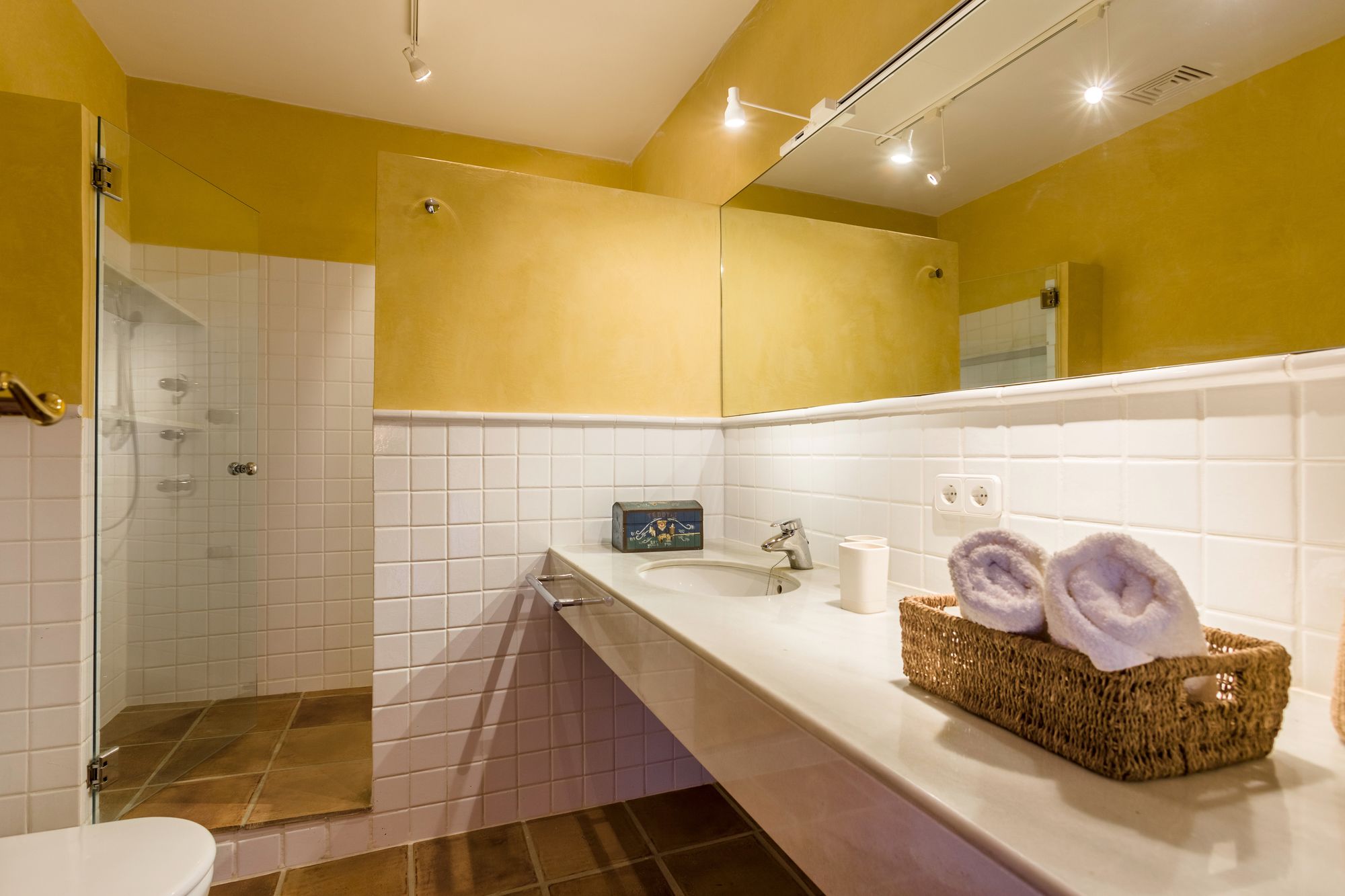 Residence by G Cas Comte