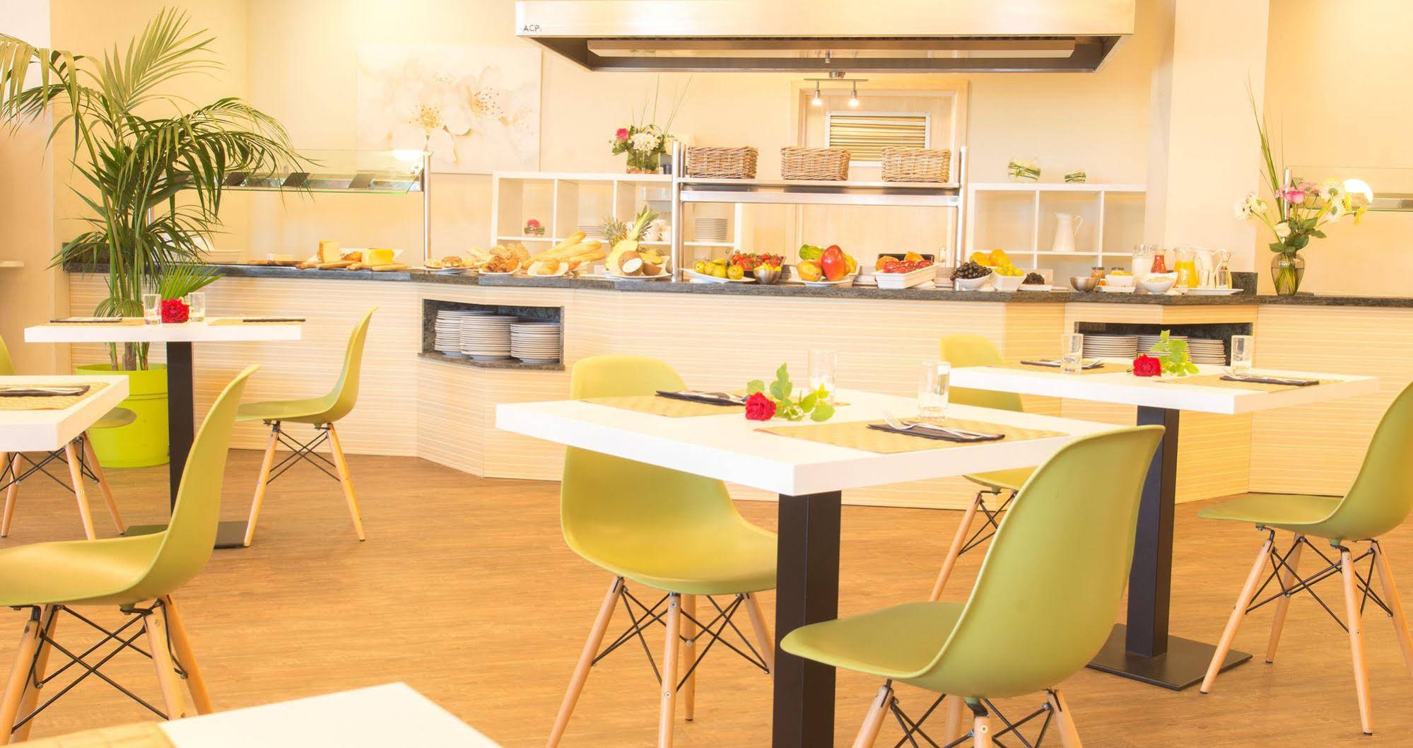 Aparthotel Ona Cala Pi Club