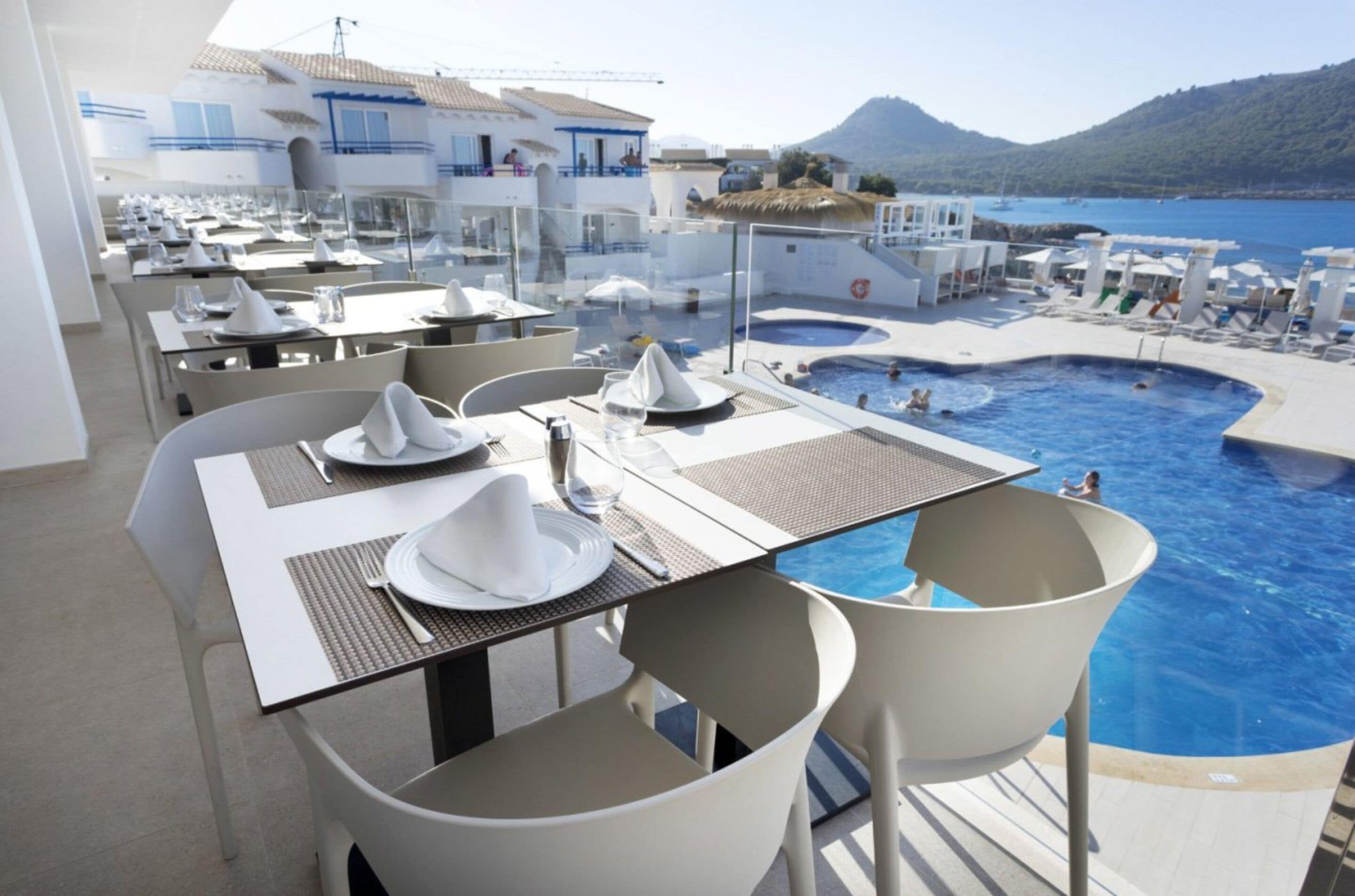 Parque Nereida Suites Hotel