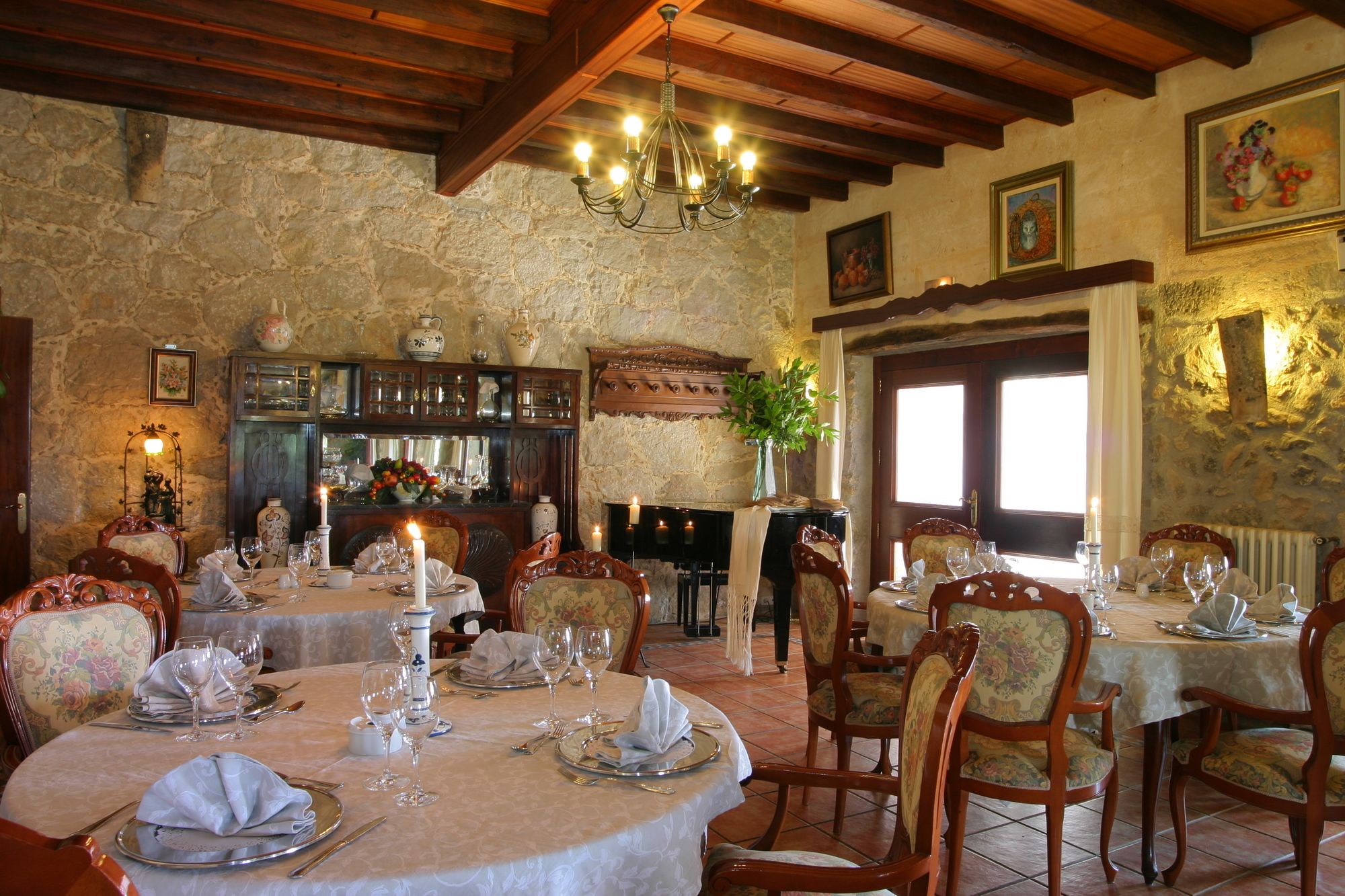 Hotel Rural Monnaber Nou & Spa