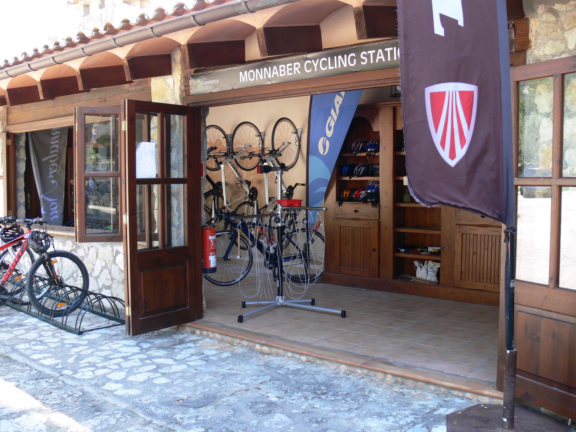Hotel Rural Monnaber Nou & Spa