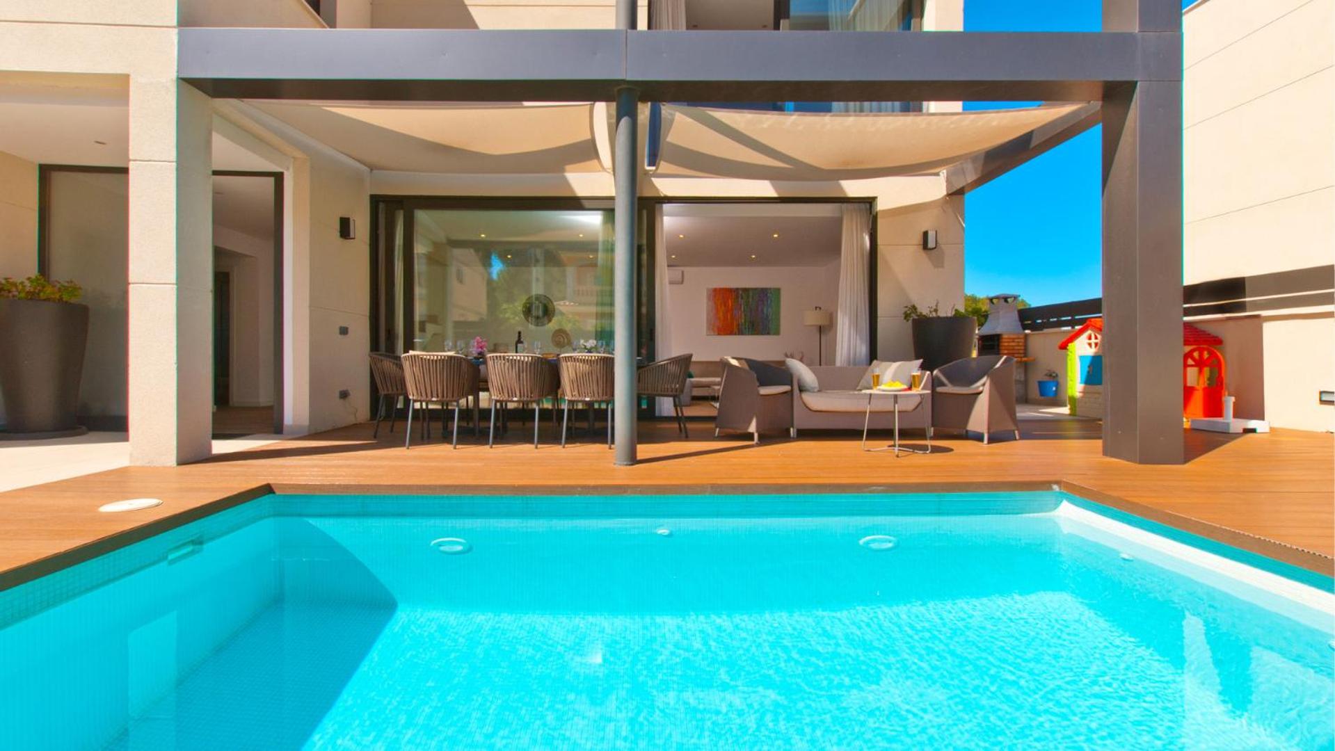 Villa Jade I
