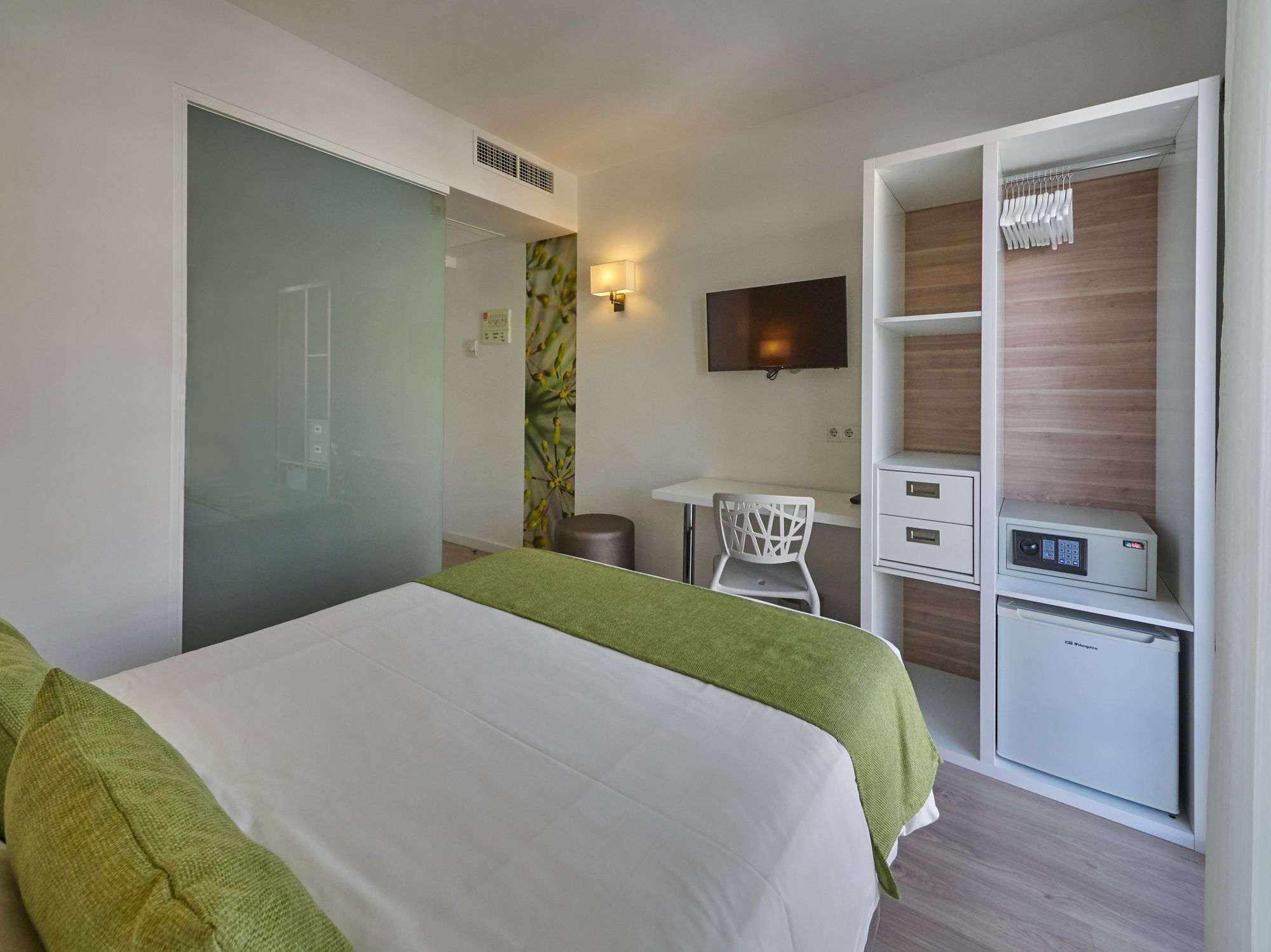 BQ Hotel Amfora Beach Hotel