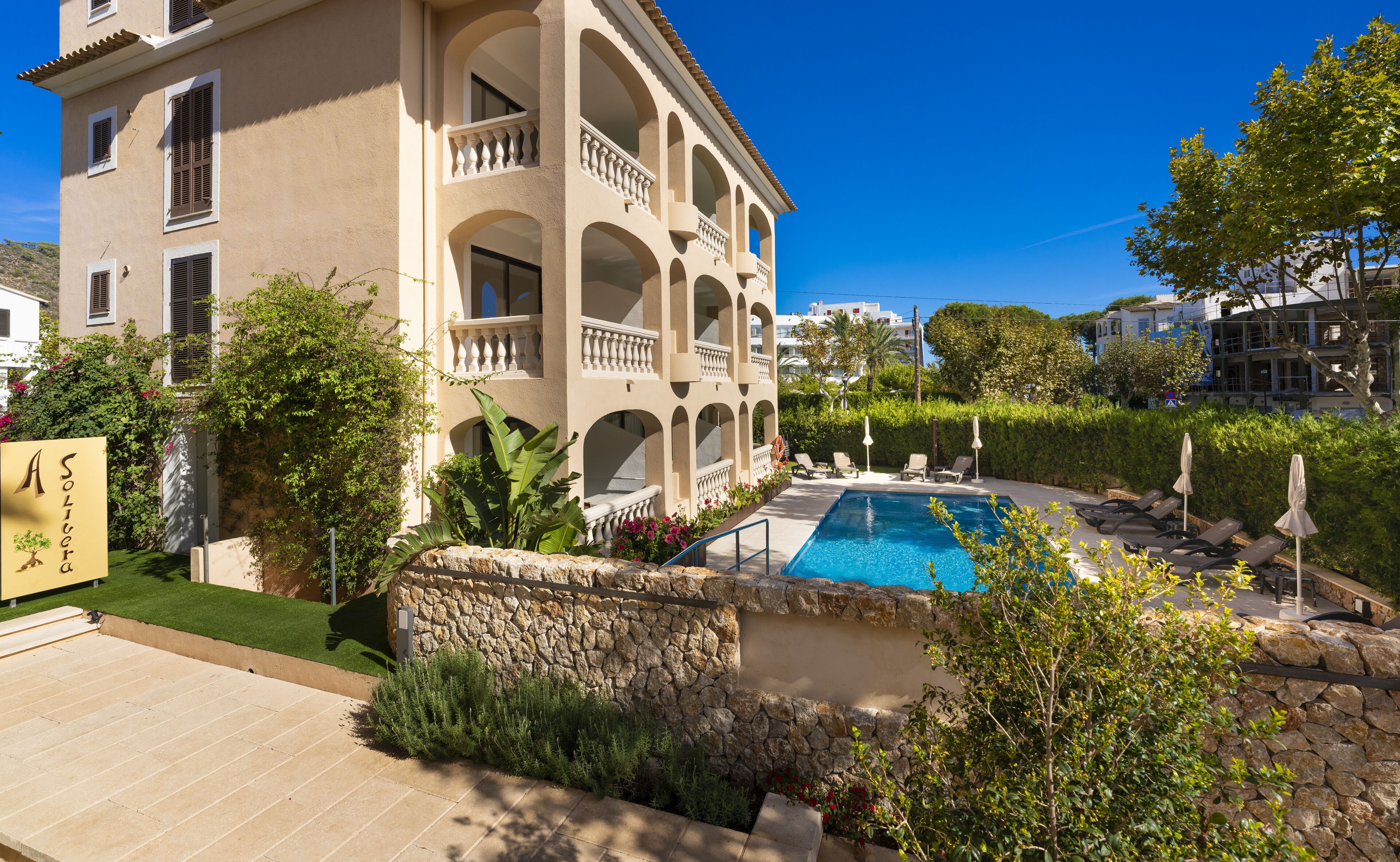 S'Olivera Apartments