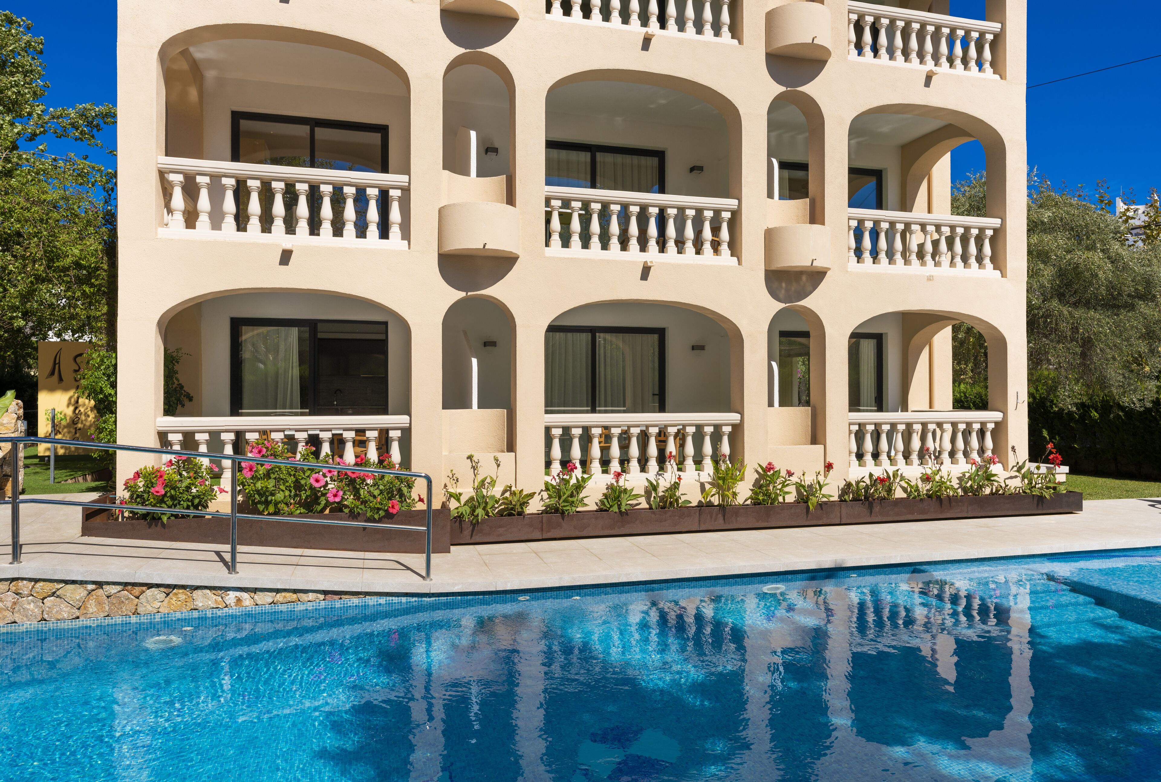 S'Olivera Apartments