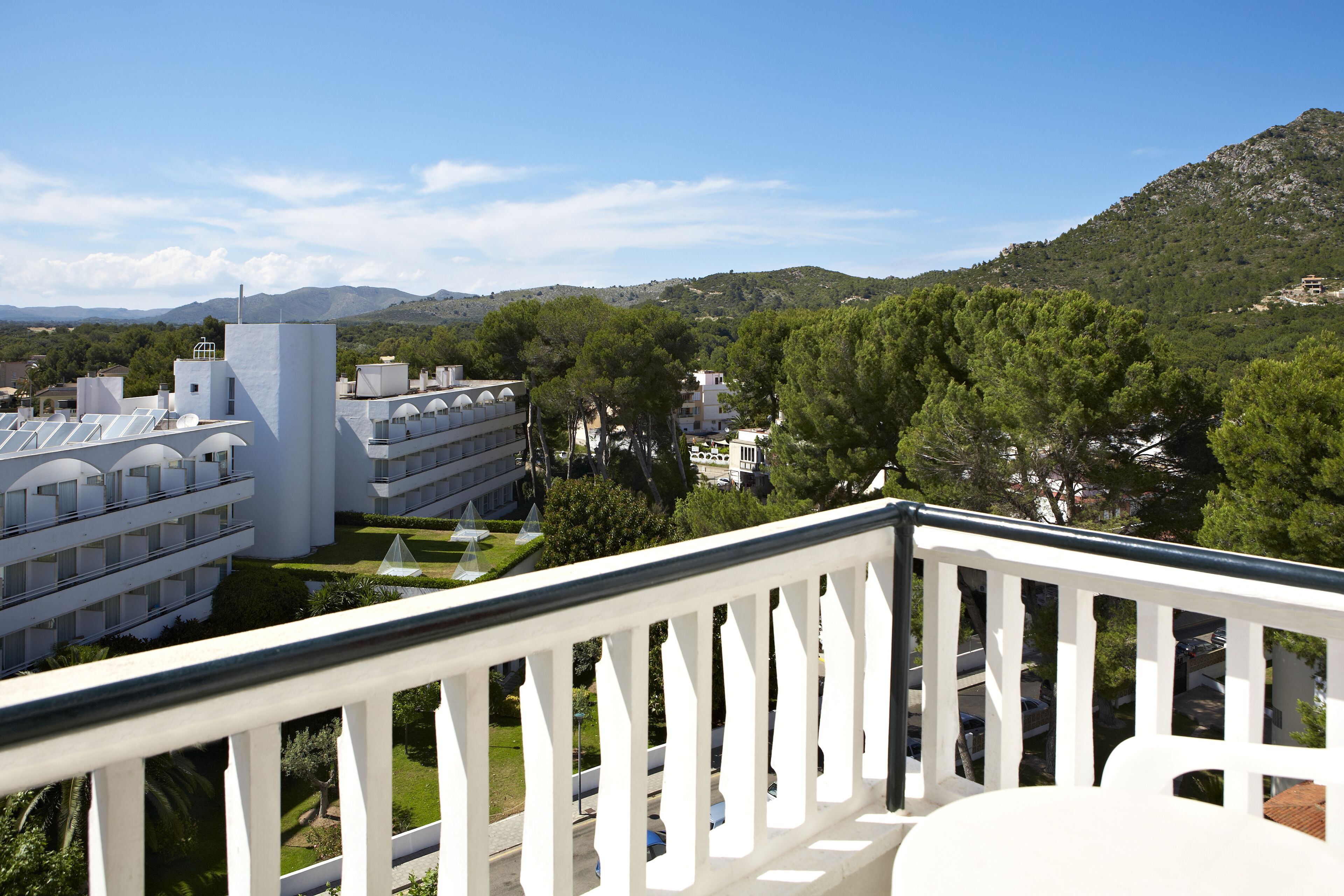 Universal Hotel Laguna