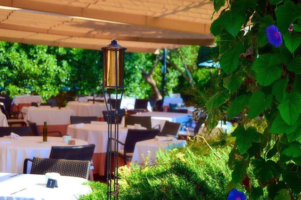 Rotana La Reserva