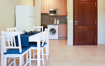 Borne Suites