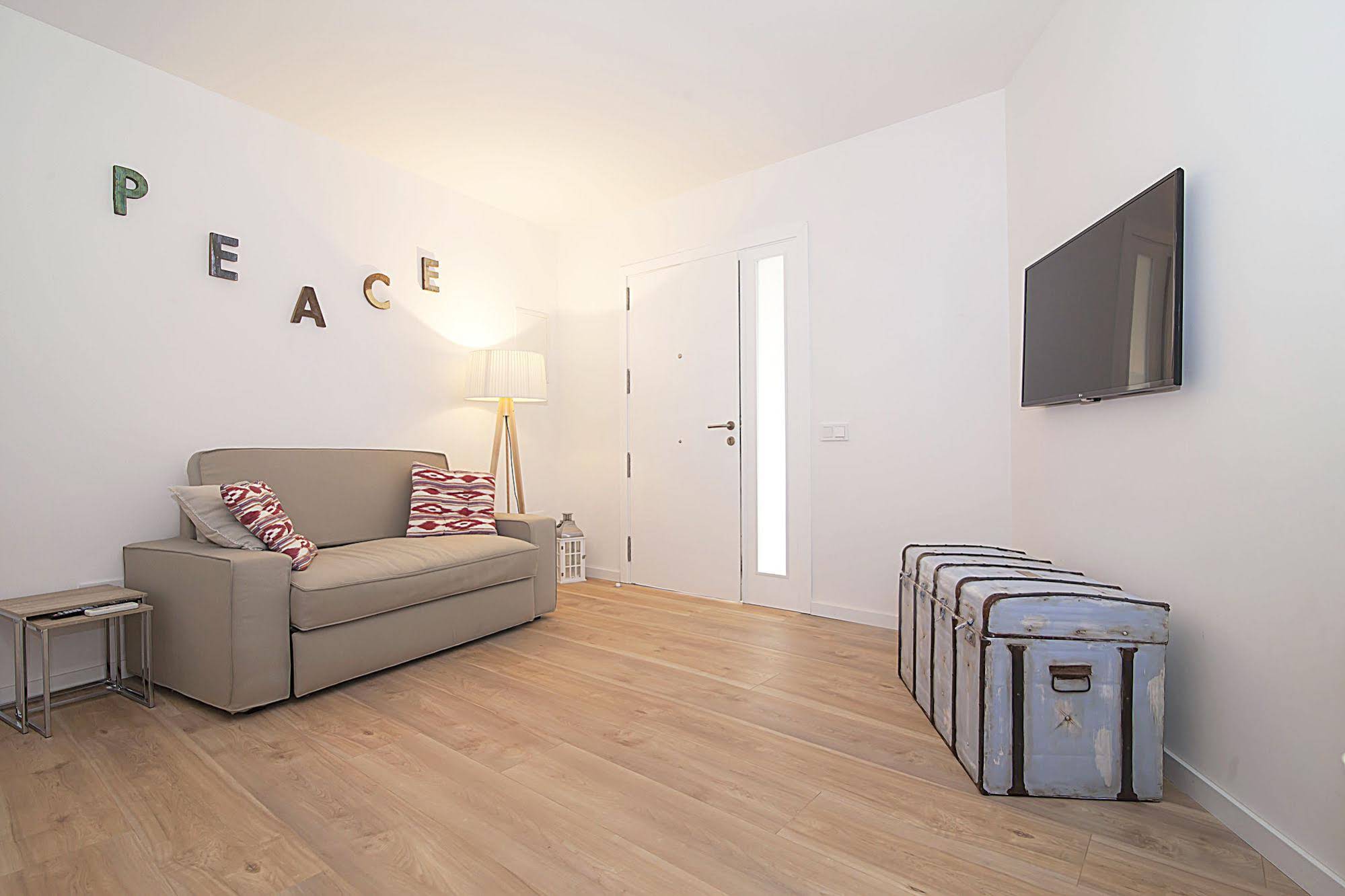 Can Blau Homes