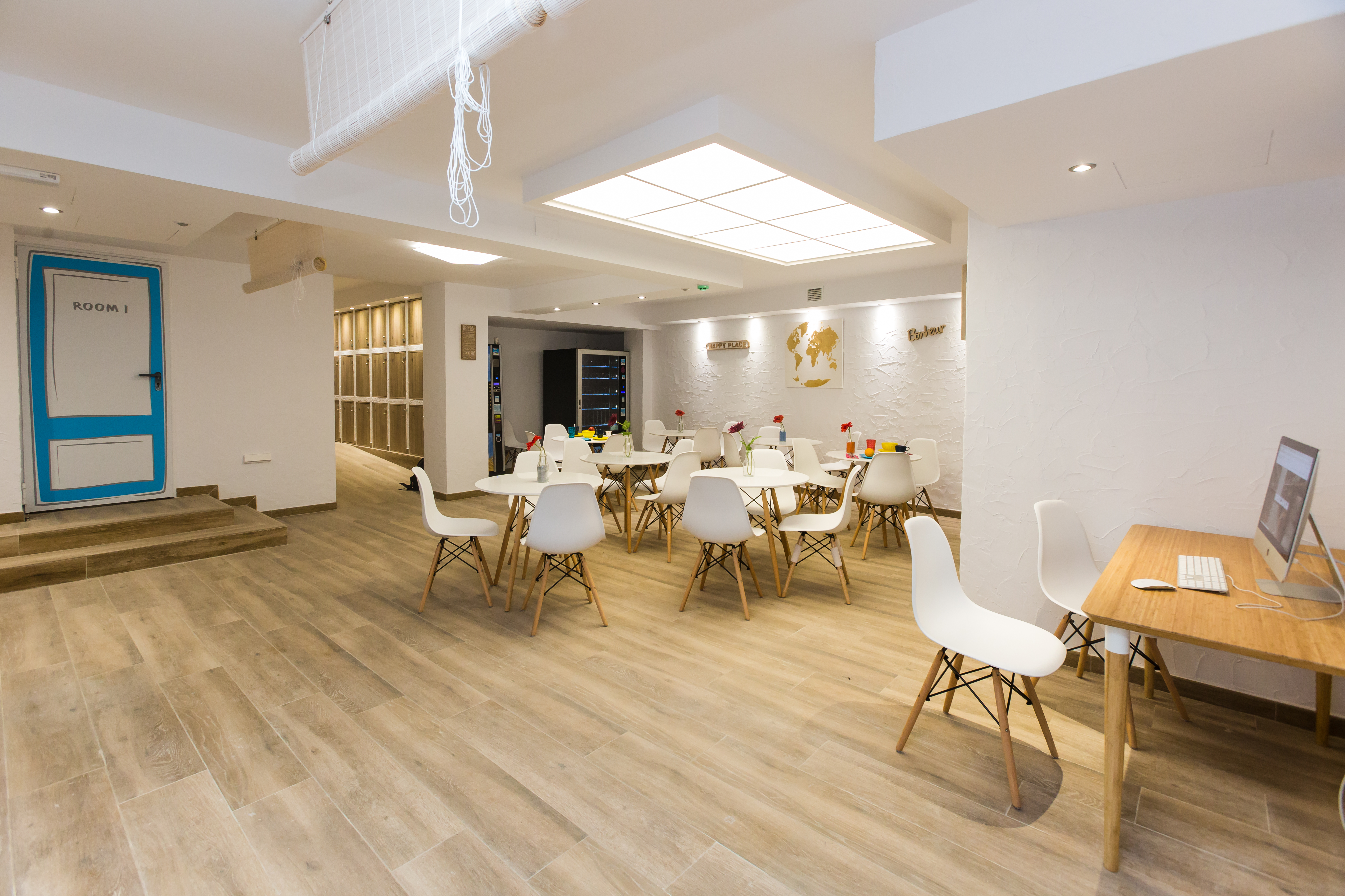Singular Hostel By Eurotels
