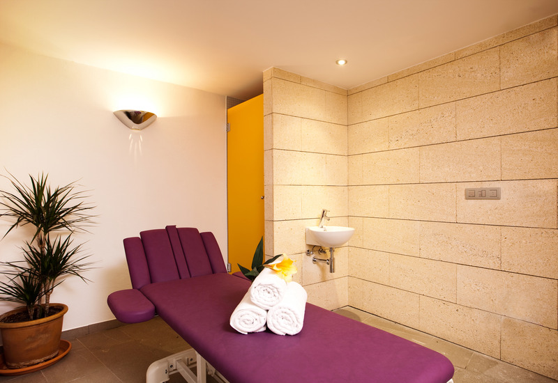 Aparthotel Fontanellas Playa