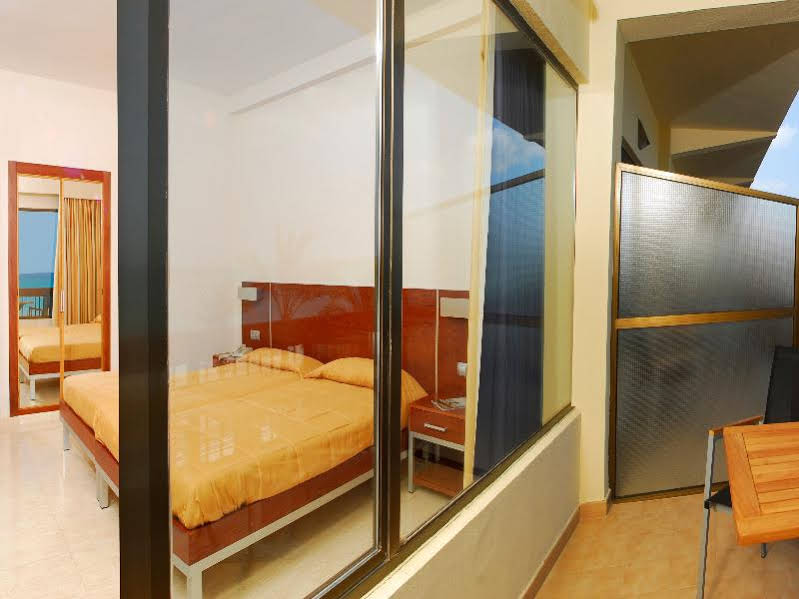 Hotel Aya