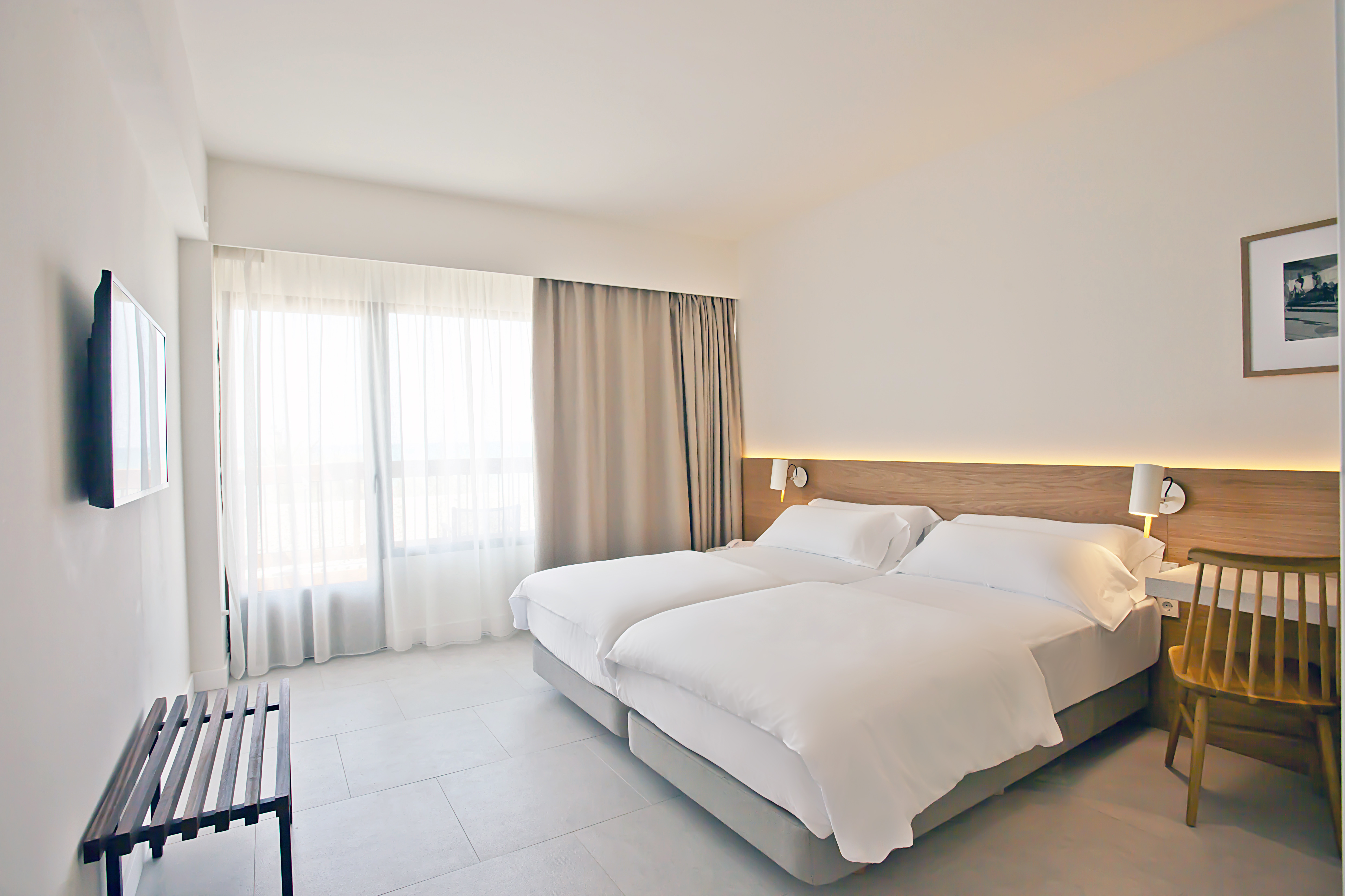 Hotel Aya
