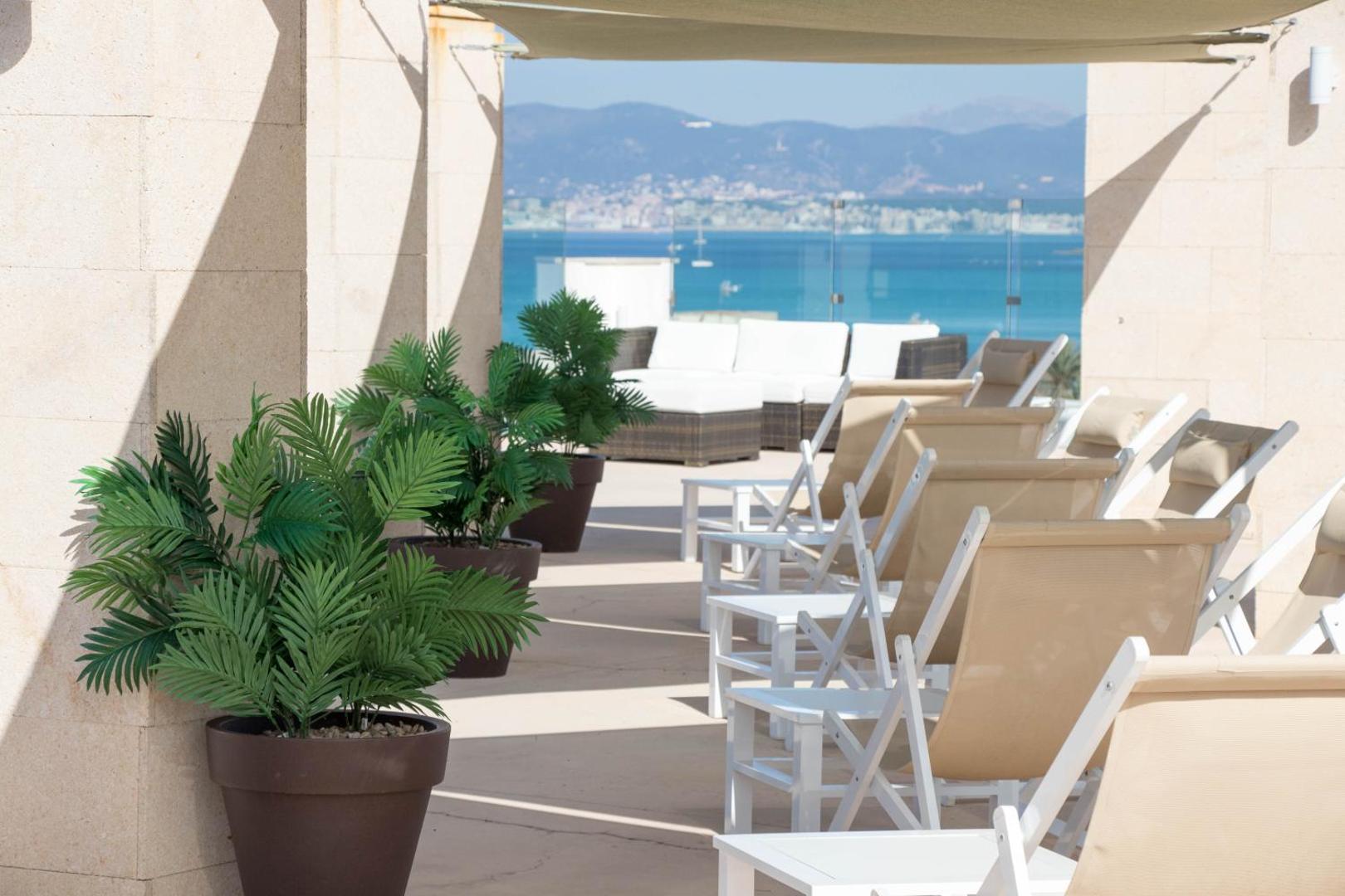 Houm Nets Hotel
