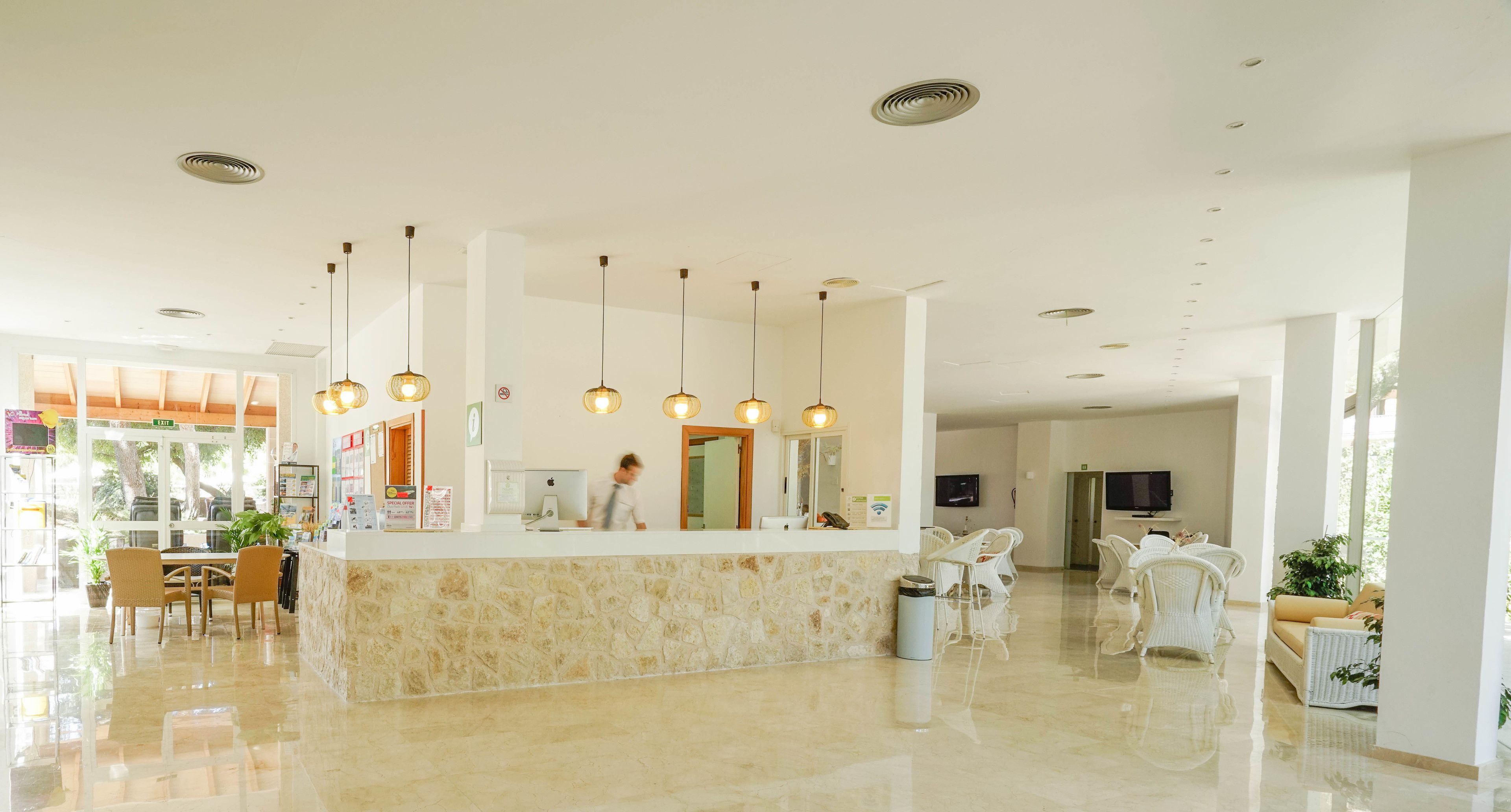 Houm Nets Hotel
