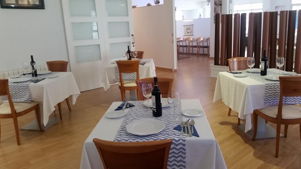 Es Nautico Suites