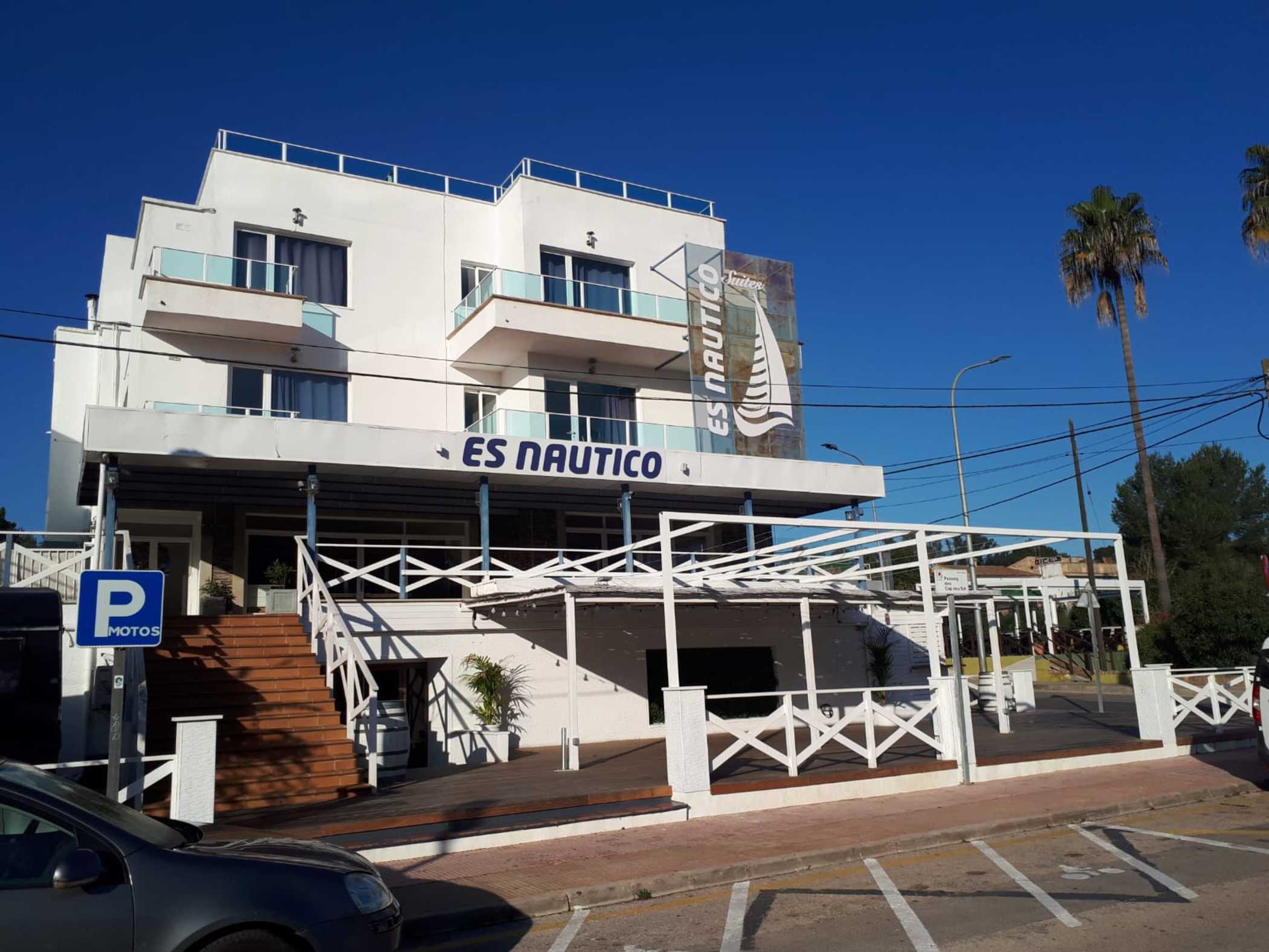 Es Nautico Suites