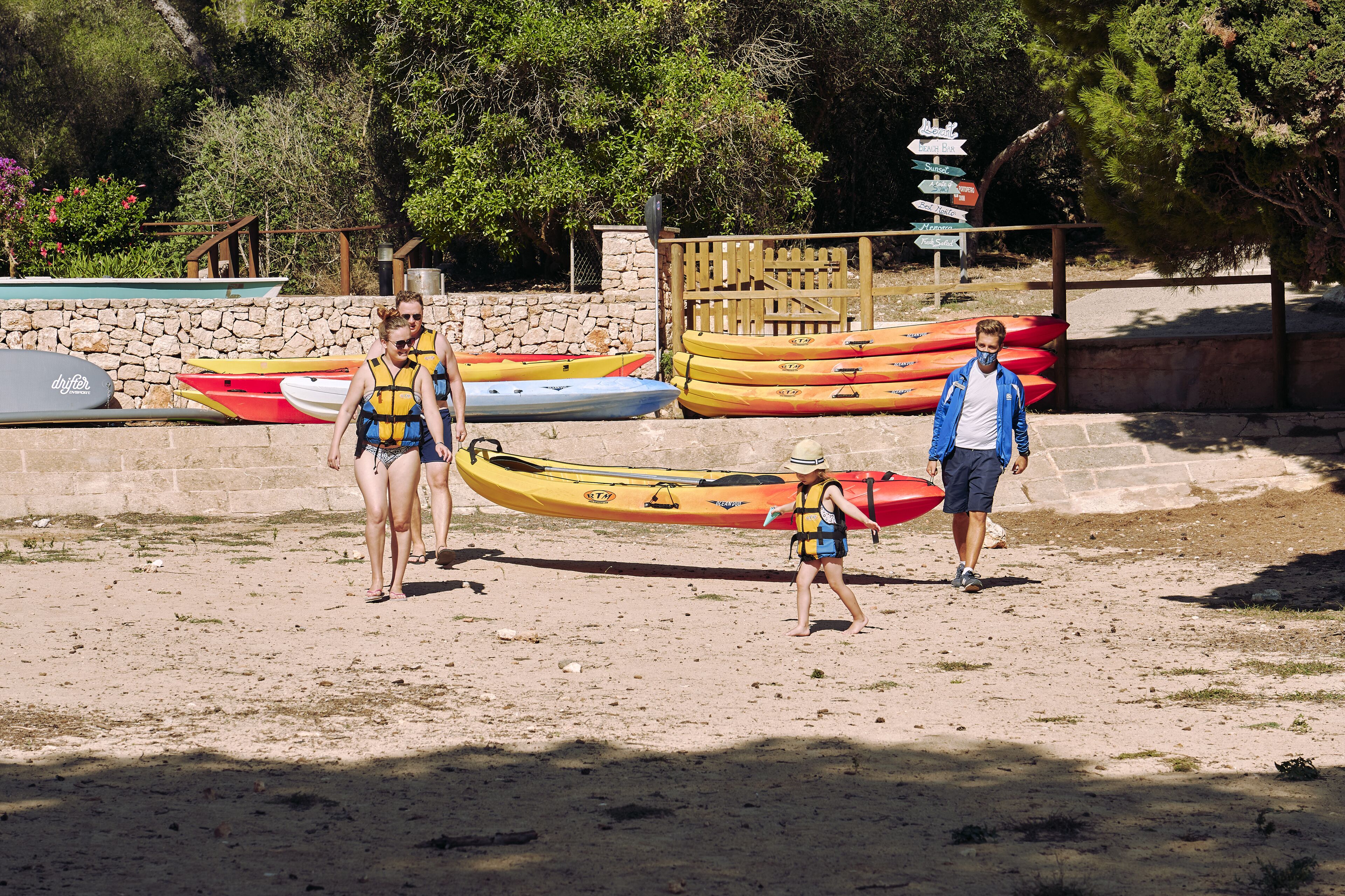 Ikos Porto Petro