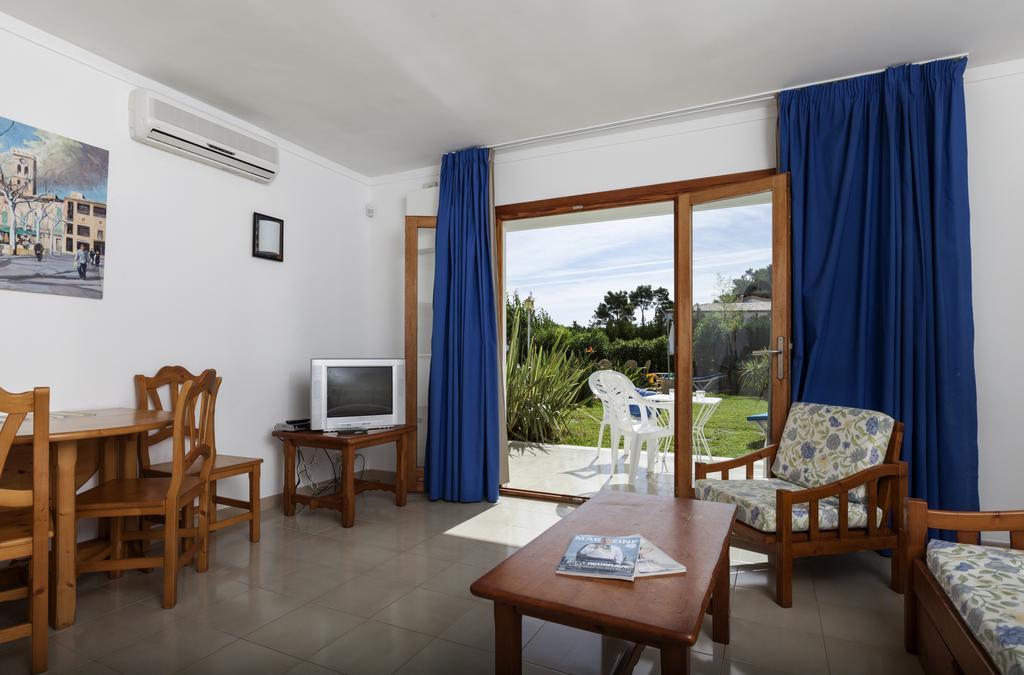 Apartamentos LEO
